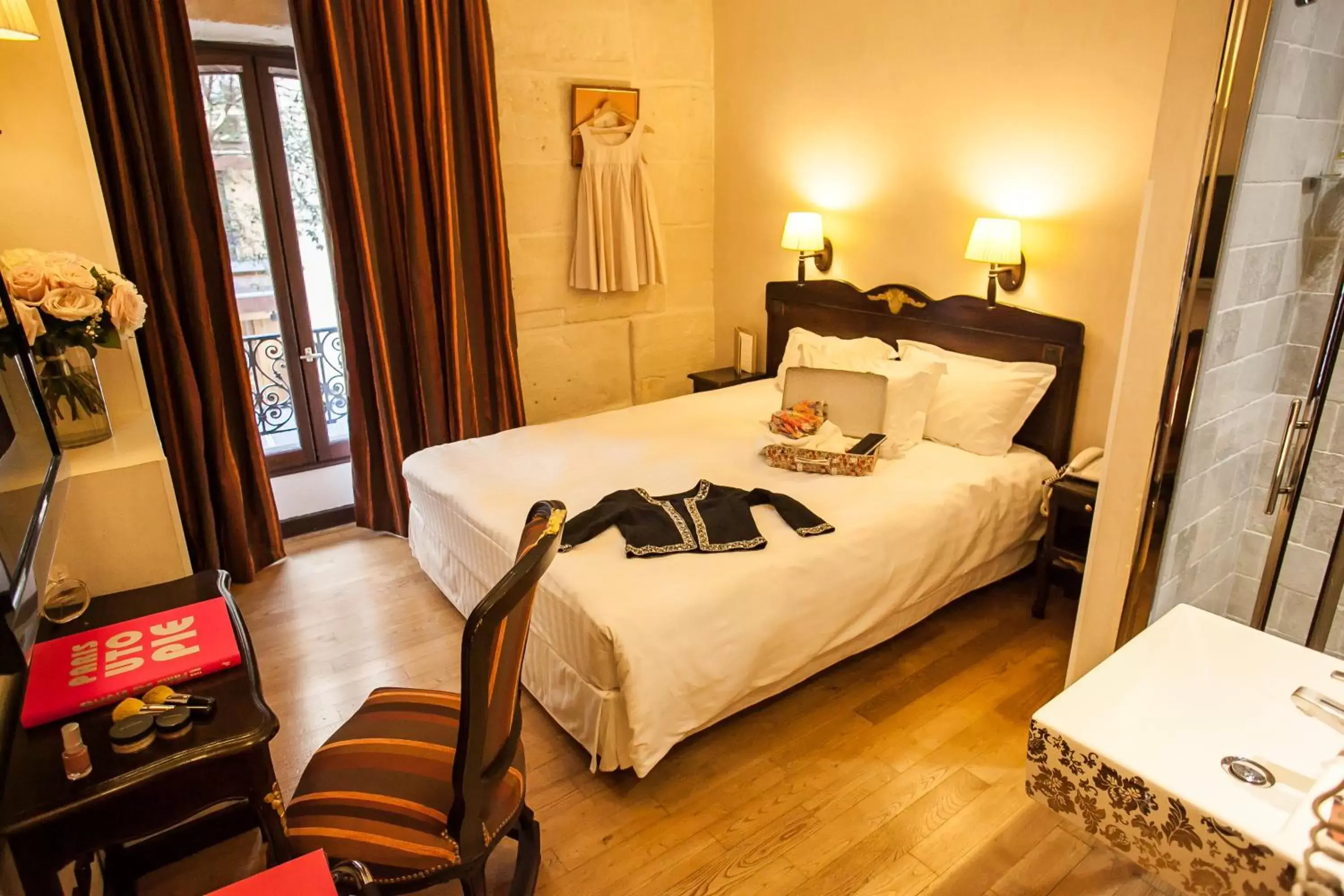 Tradition Room in Europe Saint Severin-Paris Notre Dame Tradition Room in Europe Saint Severin-Paris Notre Dame