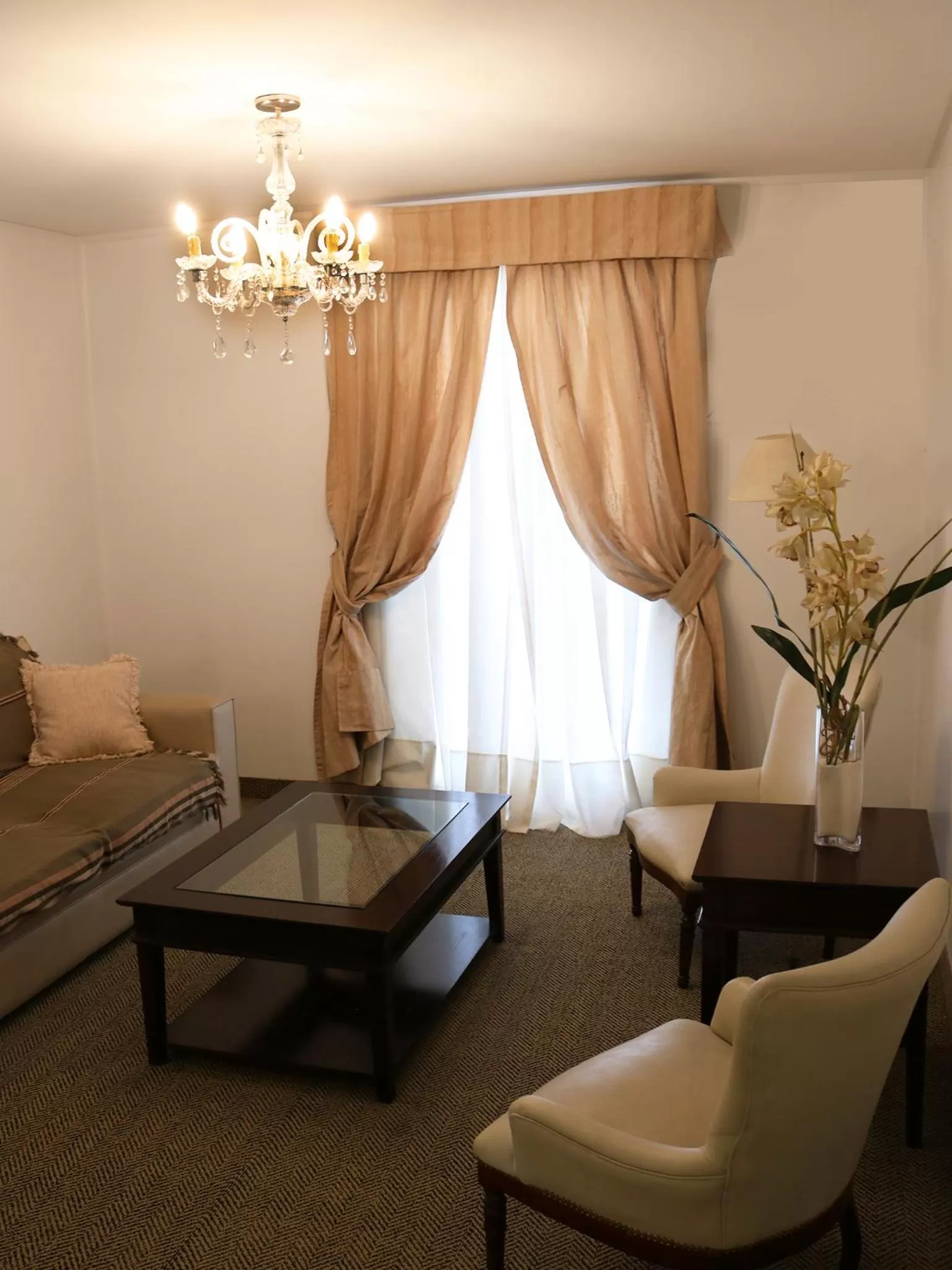 Living room, Seating Area in Hotel Metropol