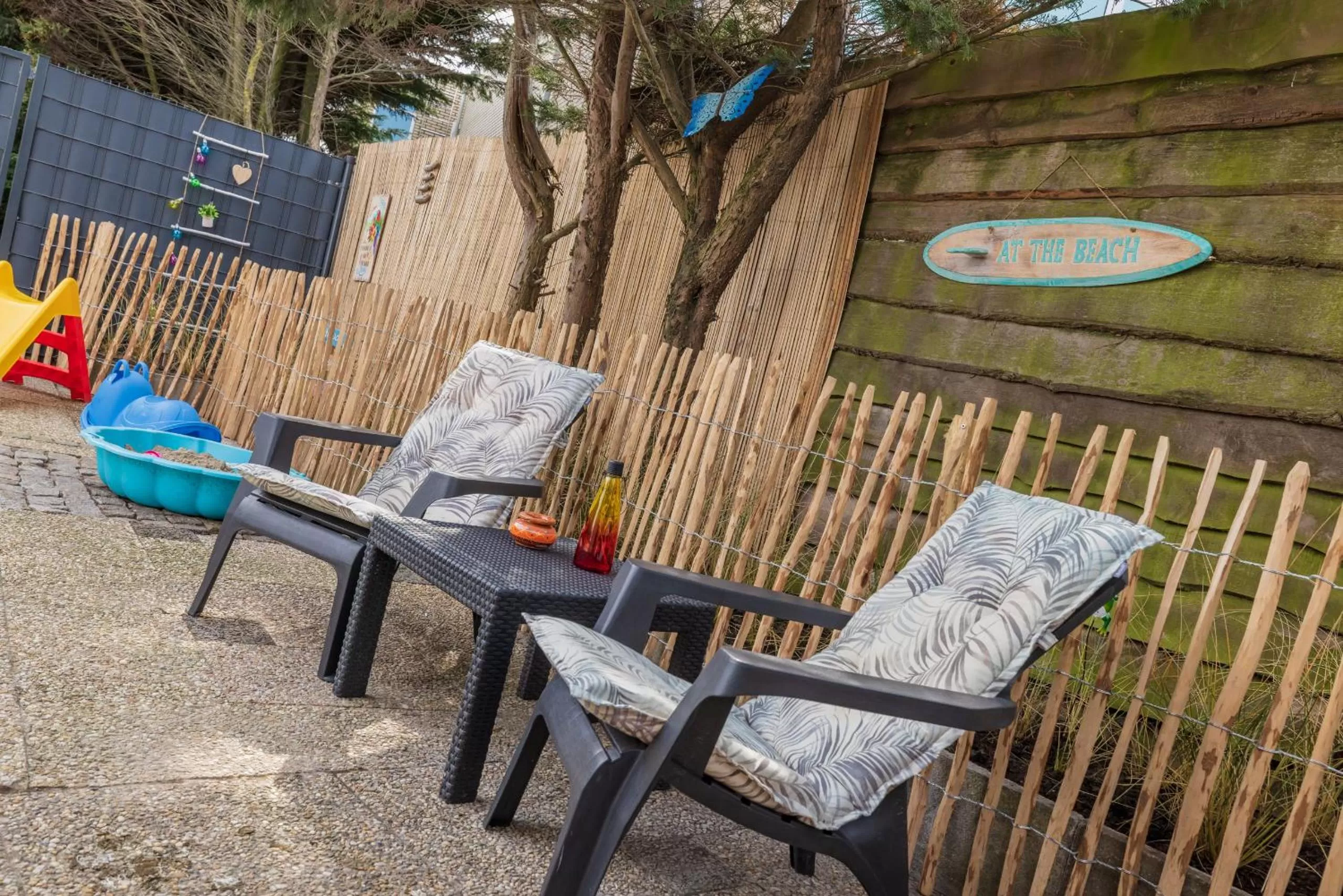 Seating area in BeachHouse Oase aan Zee