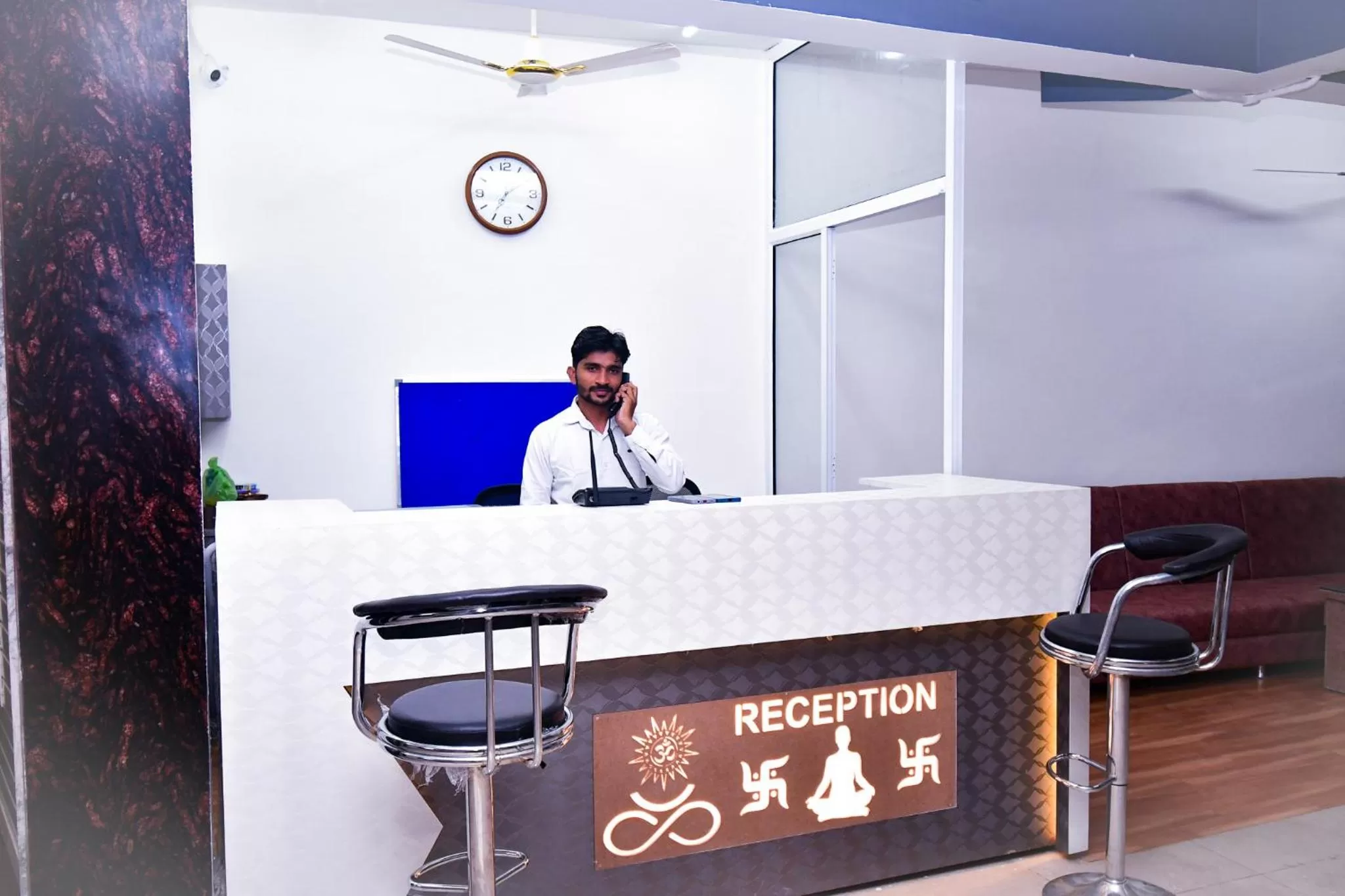 Lobby or reception in Hotel Shiv Inn Near Secret Waterfall