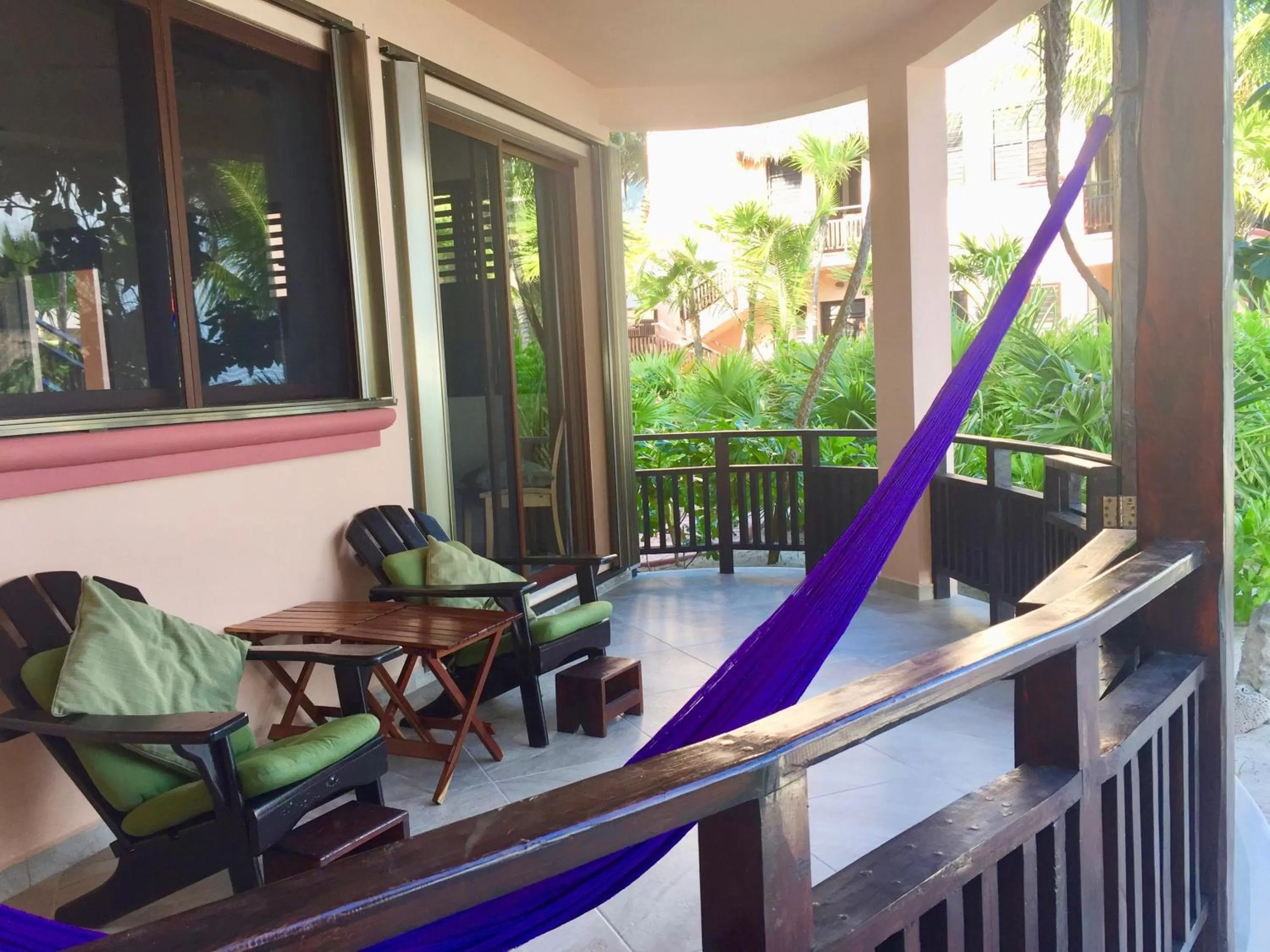 Nah Uxibal Villa and Casitas