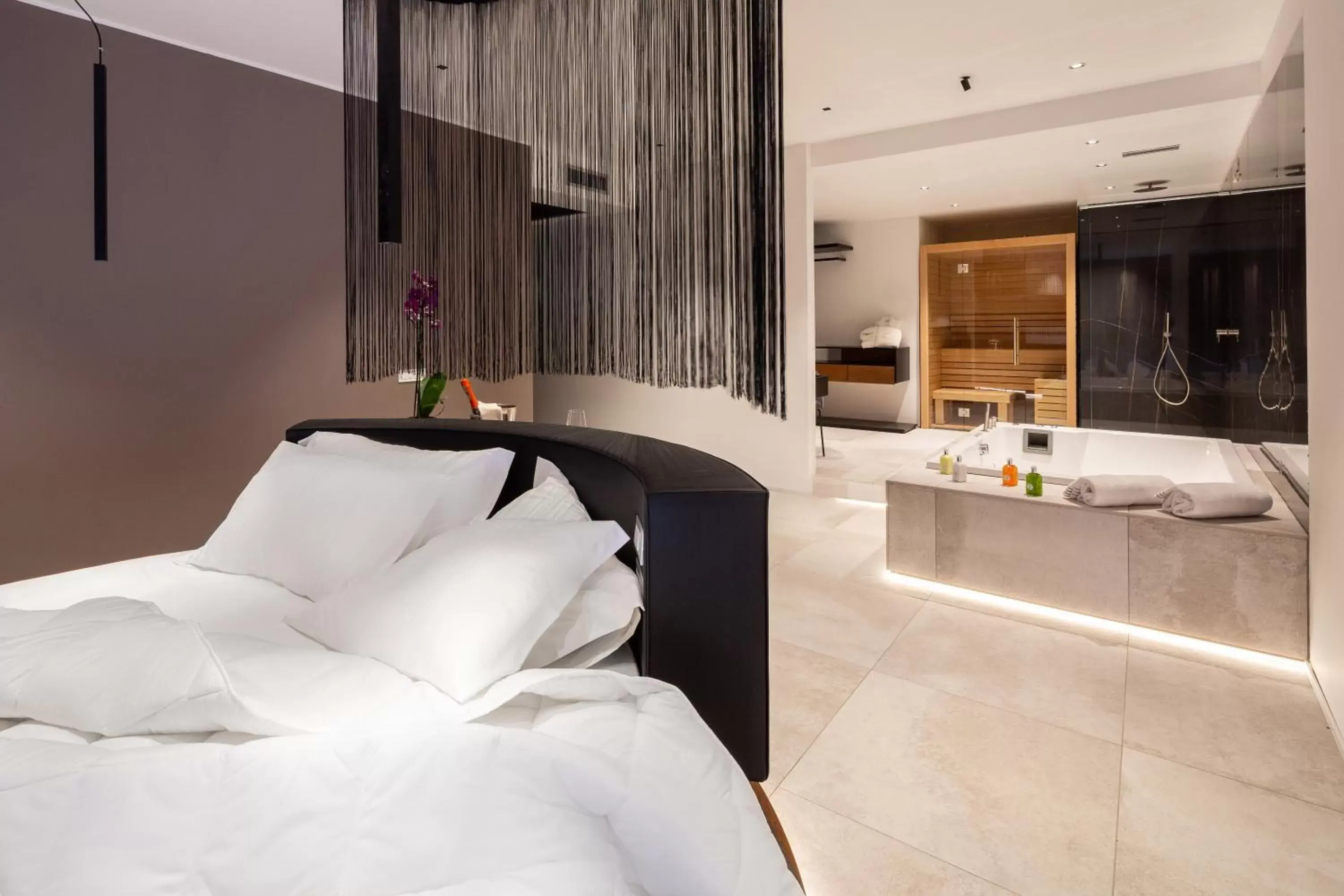 Executive Suite - single occupancy in The Corner Duomo Hotel Executive Suite - single occupancy in The Corner Duomo Hotel