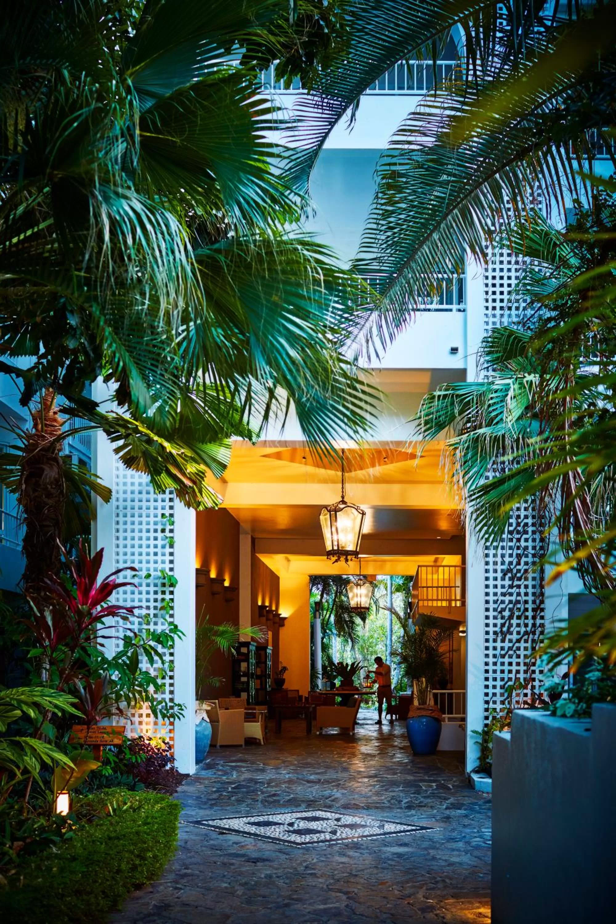 Lobby or reception in Alamanda Palm Cove by Lancemore