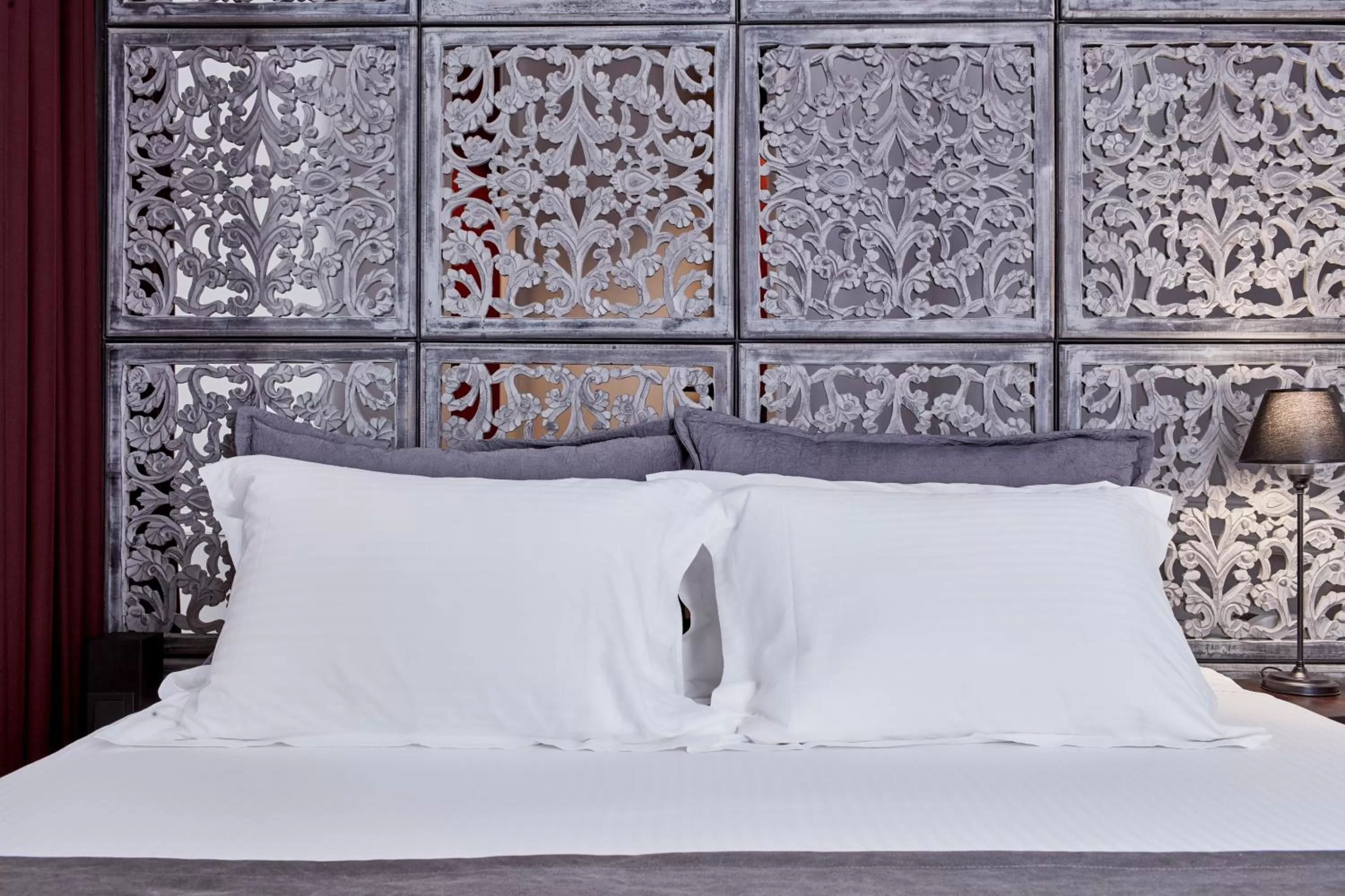 Bed in The Zillers Boutique Hotel