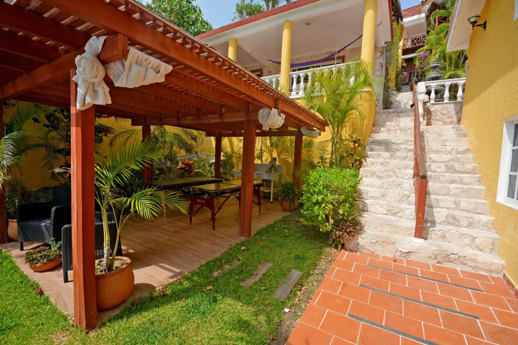 Property building in Hotel La Joya Isla Mujeres