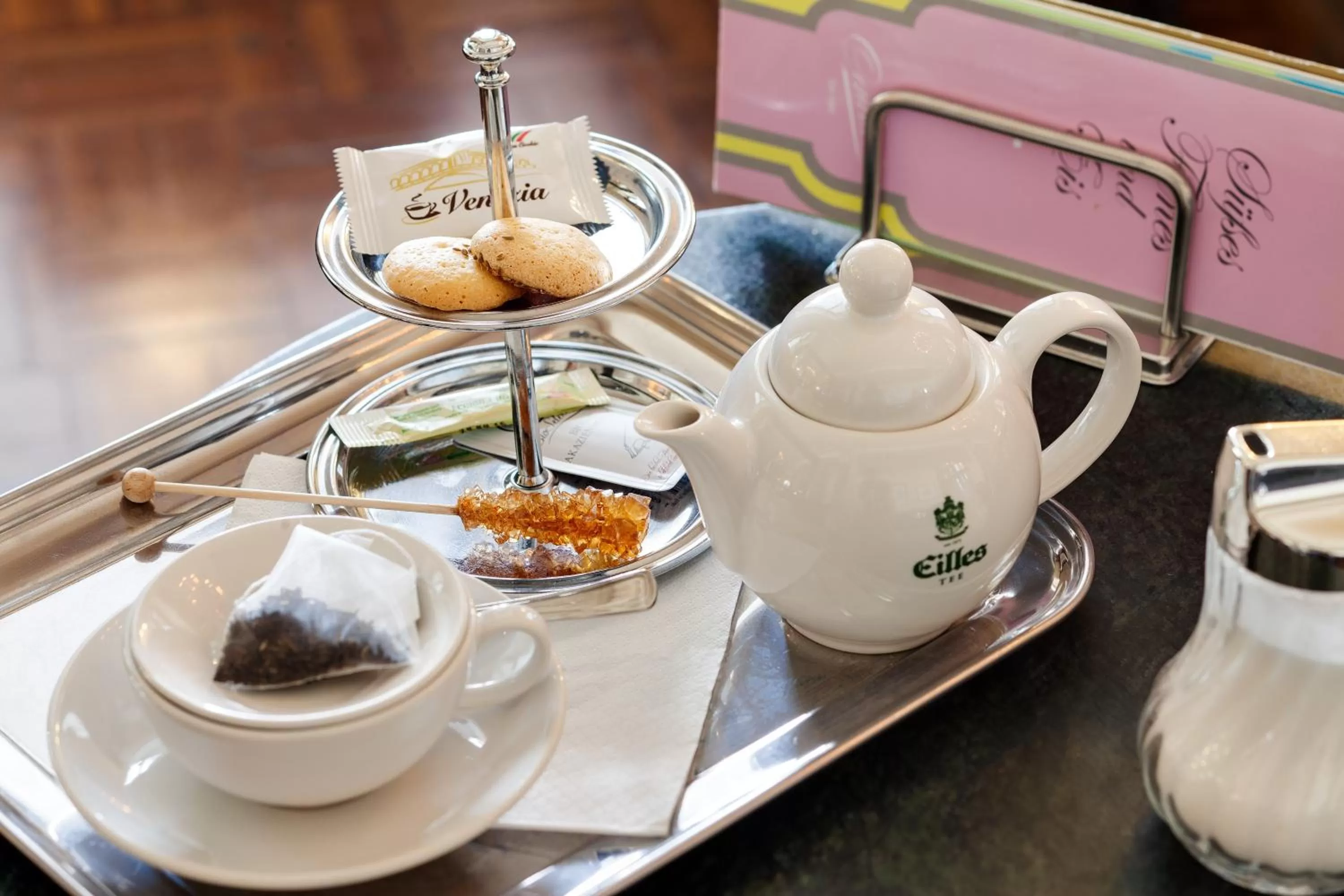 Drinks in Hotel Central