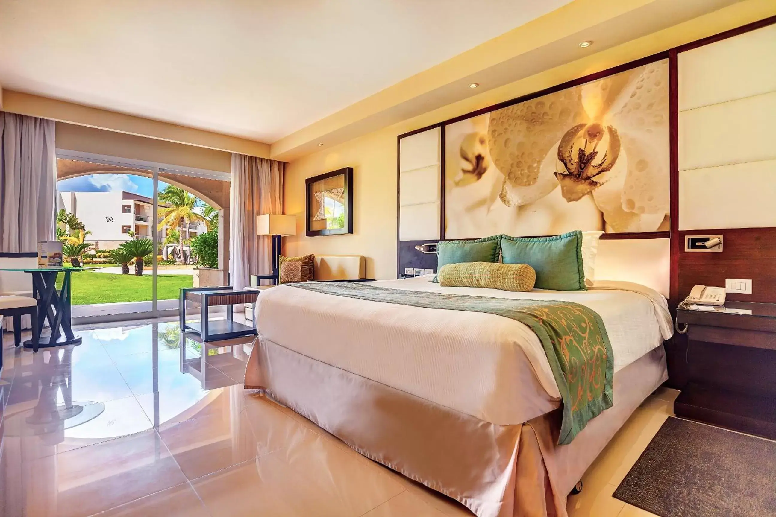 Luxury Room Diamond Club in Royalton Punta Cana, An Autograph Collection All-Inclusive Resort & Casino Luxury Room Diamond Club in Royalton Punta Cana, An Autograph Collection All-Inclusive Resort & Casino
