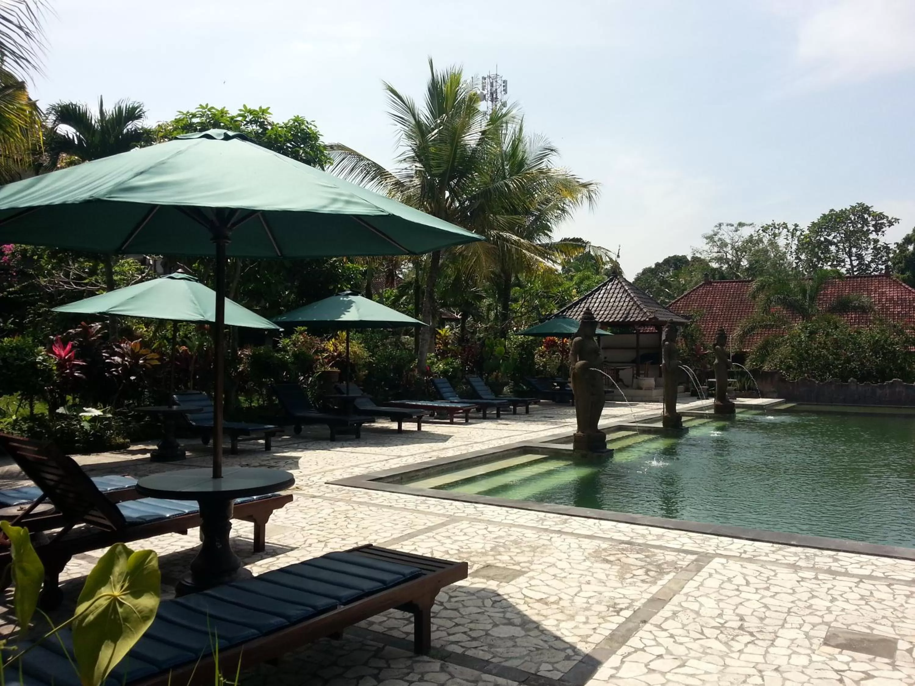 Swimming pool in Cendana Resort & Spa by Mahaputra