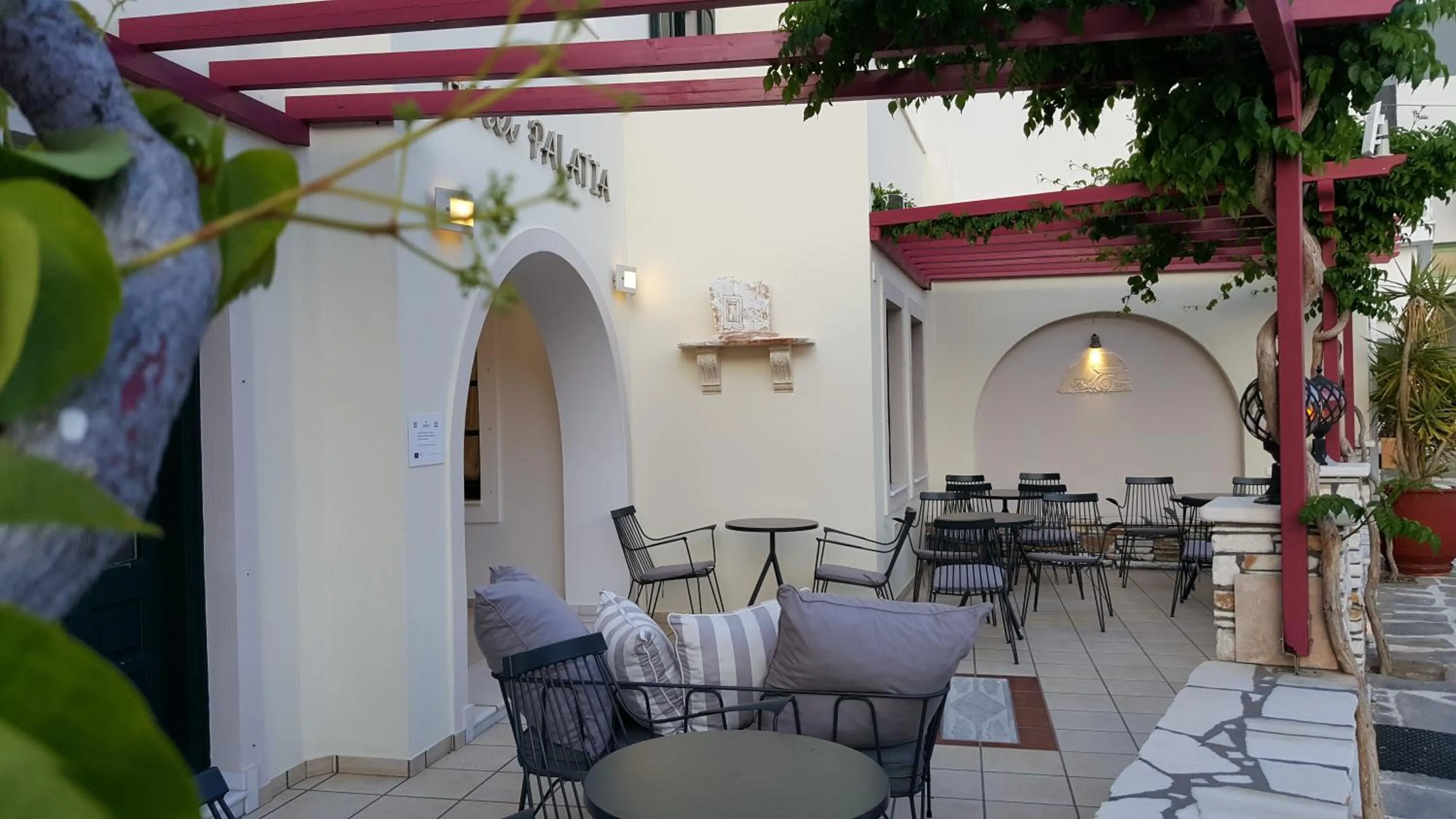 Facade/entrance in Hotel Palatia