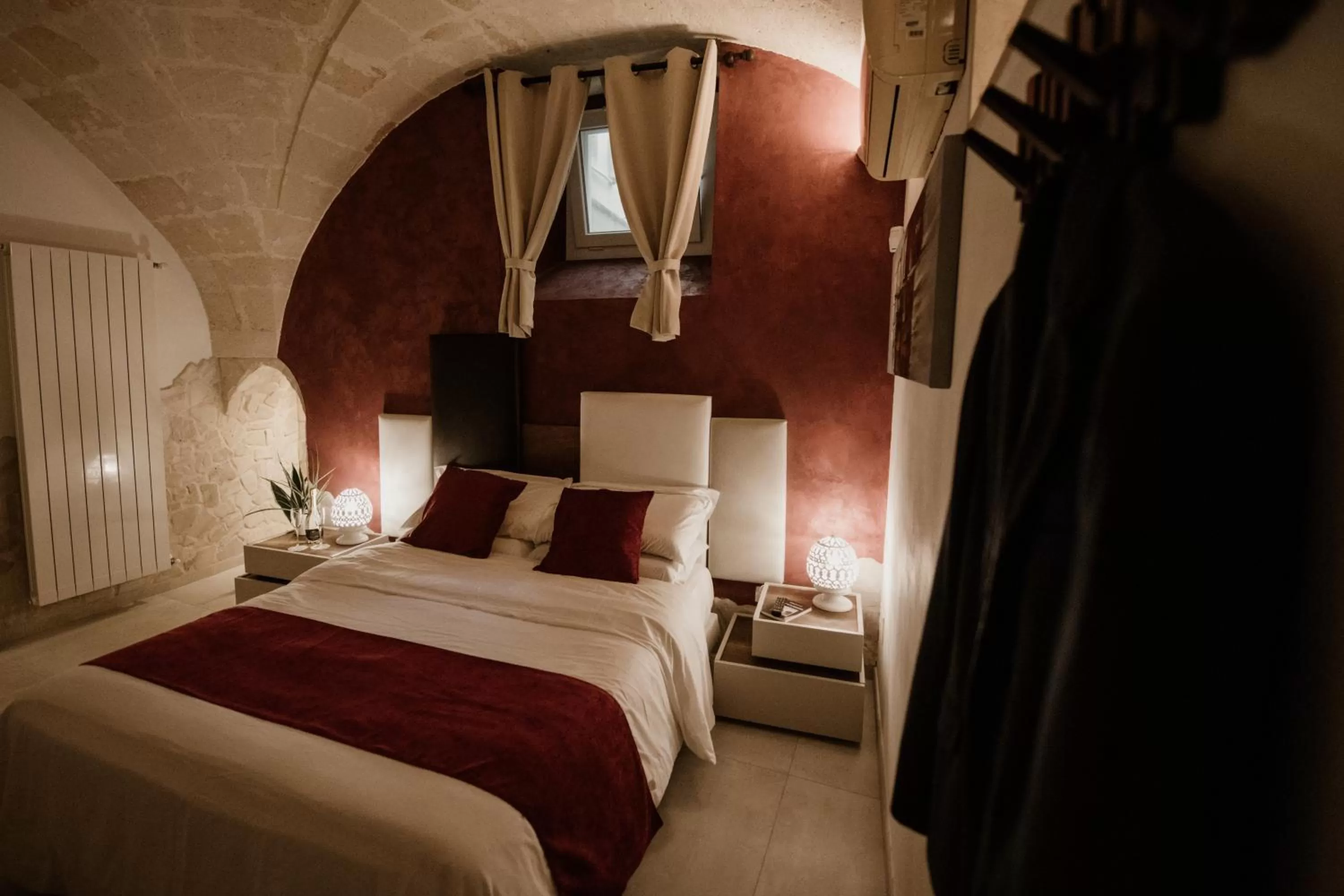 Bed in Pacuvius Home Suite B&B