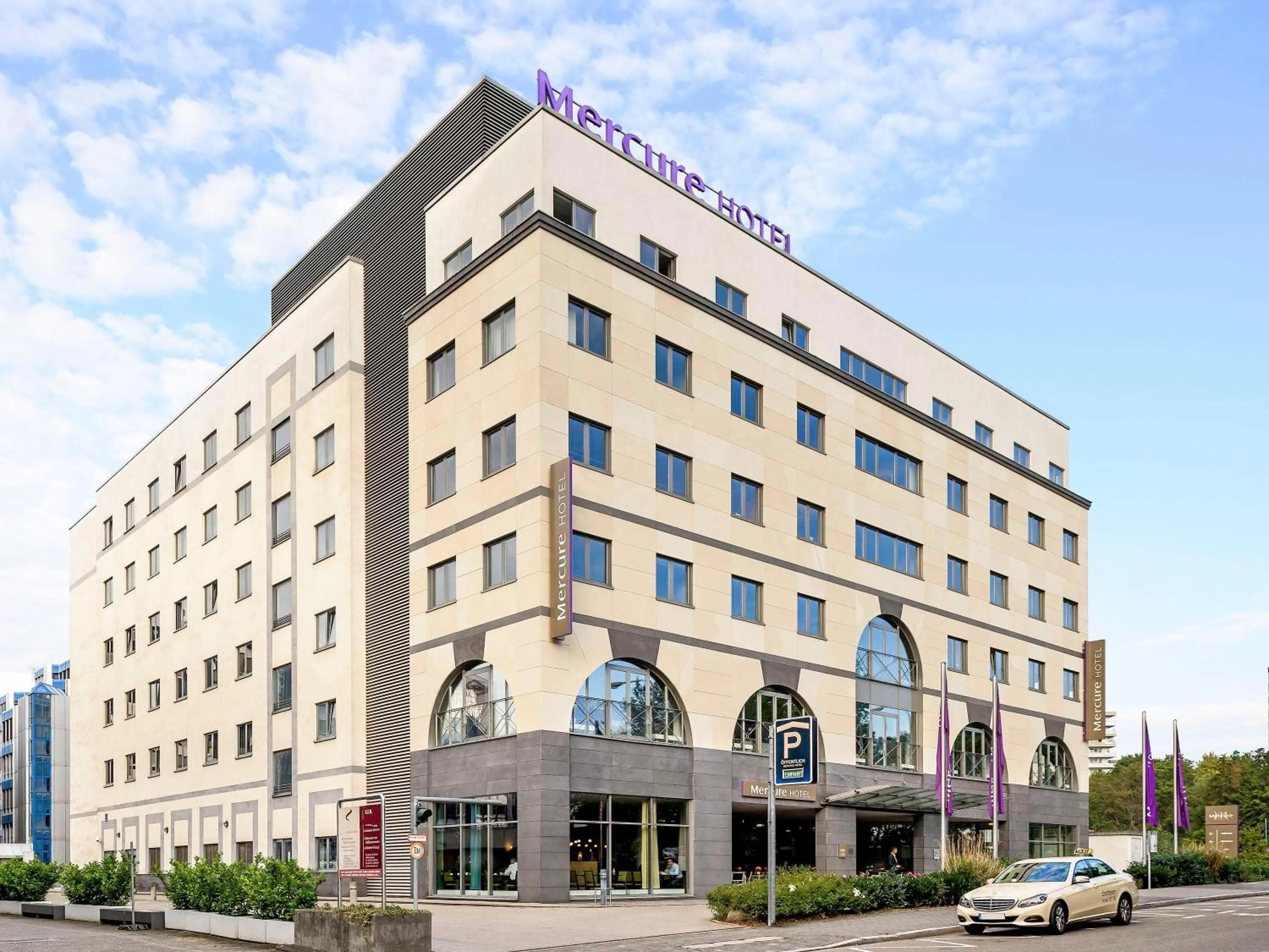 Property building in Mercure Hotel Frankfurt Eschborn Süd