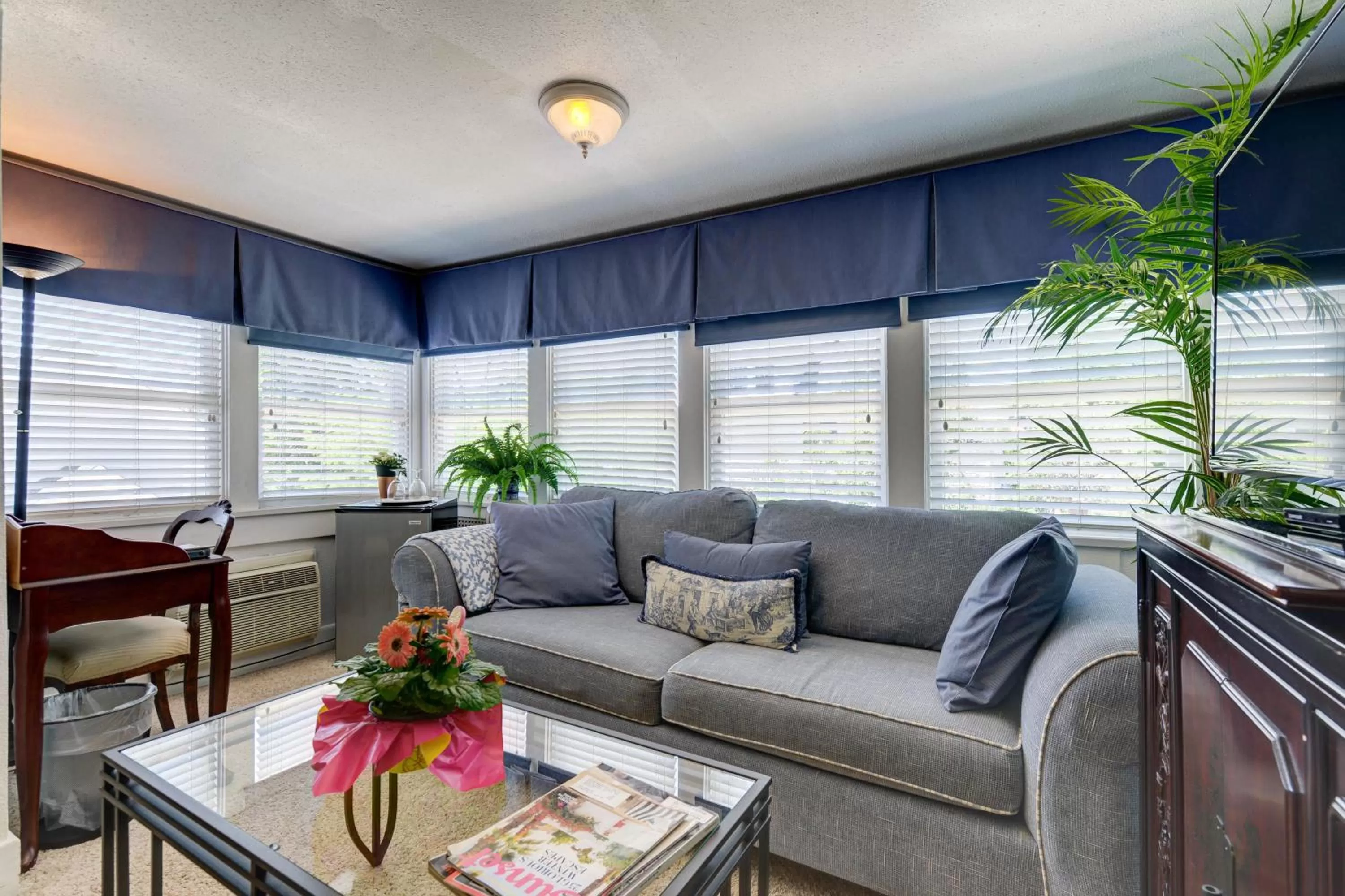 Seating area in The St. Mary's Inn, Bed and Breakfast