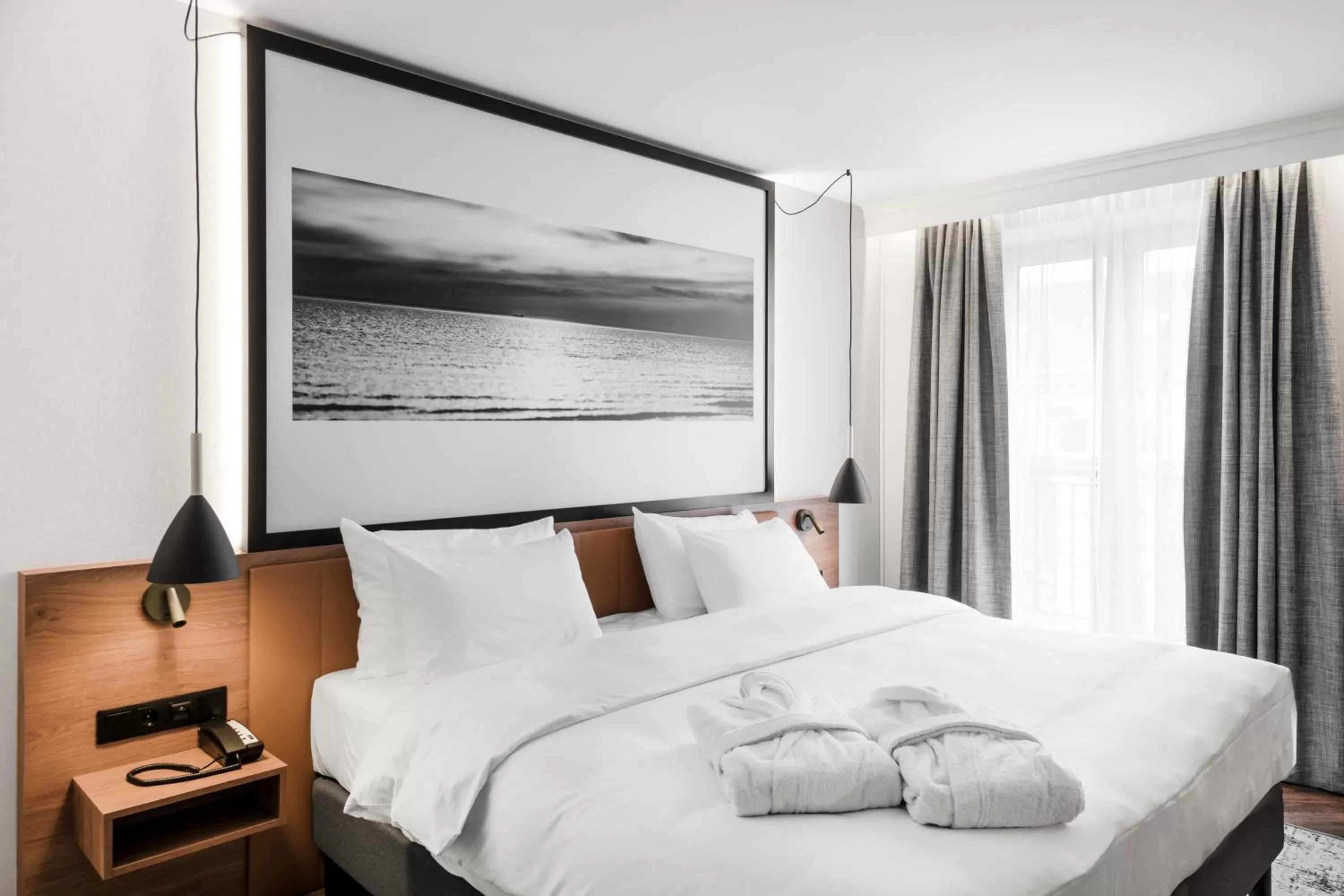 Bed in MERCURE KLAIPEDA CITY HOTEL, Meetings, Events, Restaurant & Bar - Accor Group, Pet Stay FREE