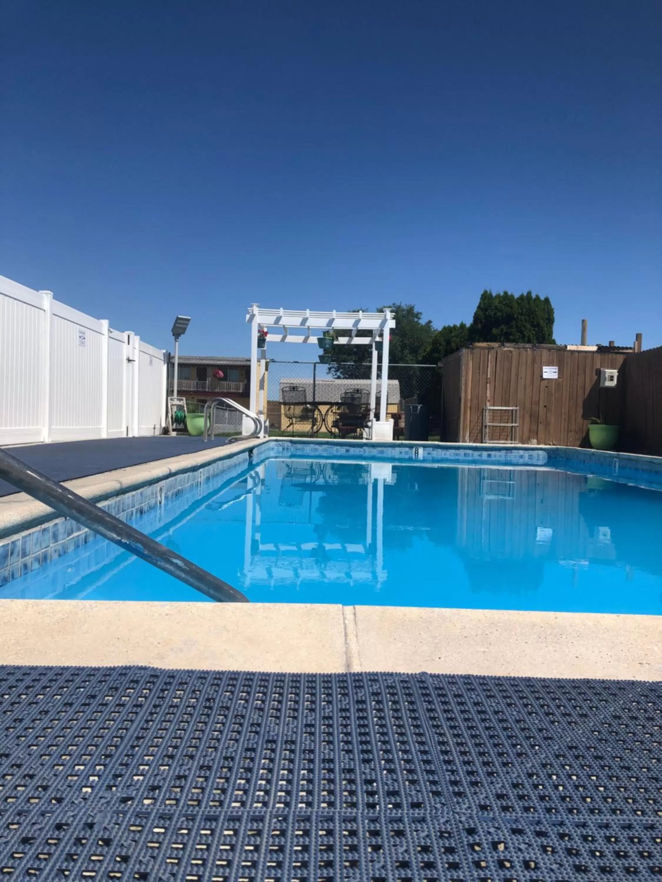 Pool view in Super 8 by Wyndham Ontario