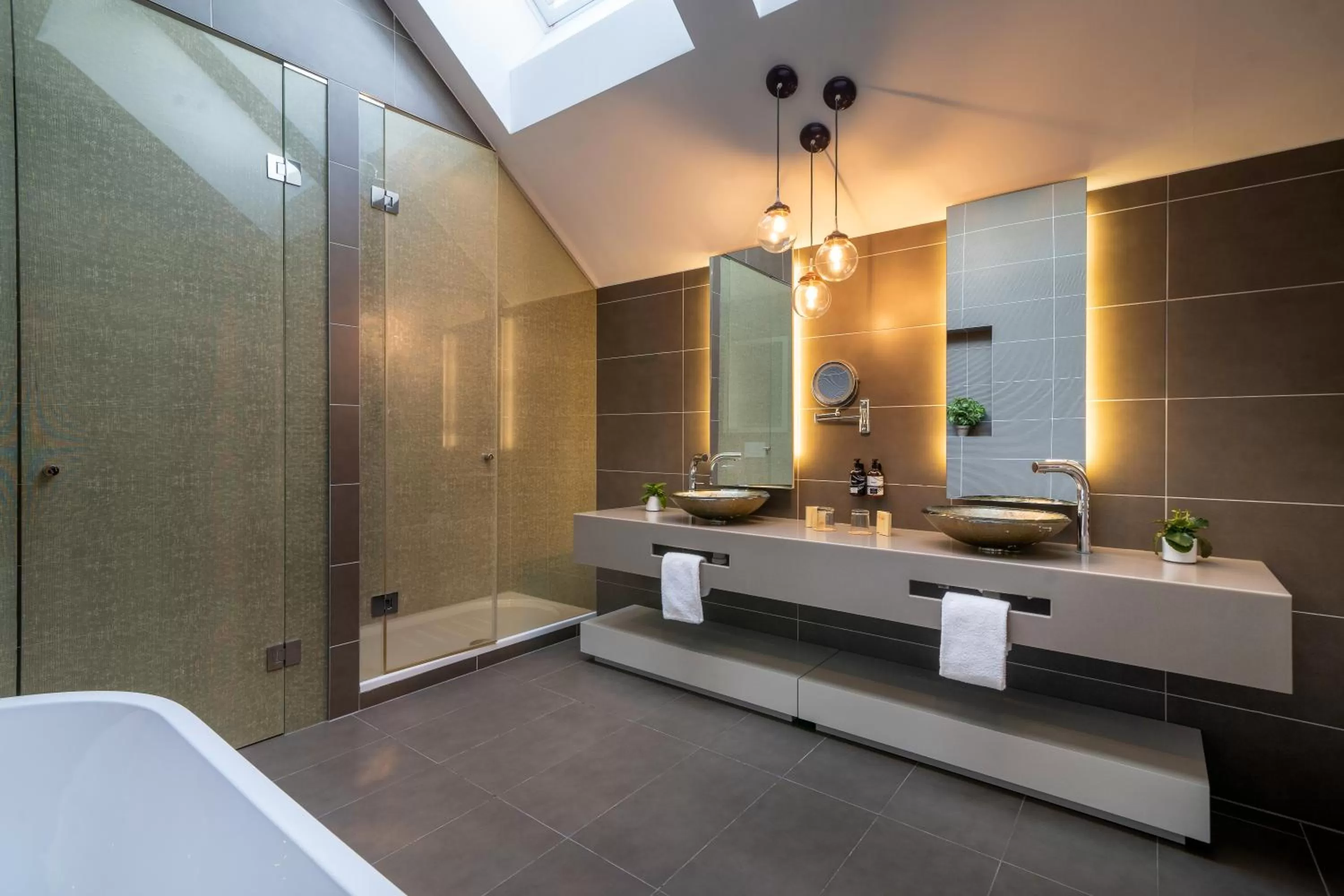 Shower in INNSiDE by Meliá Prague Old Town