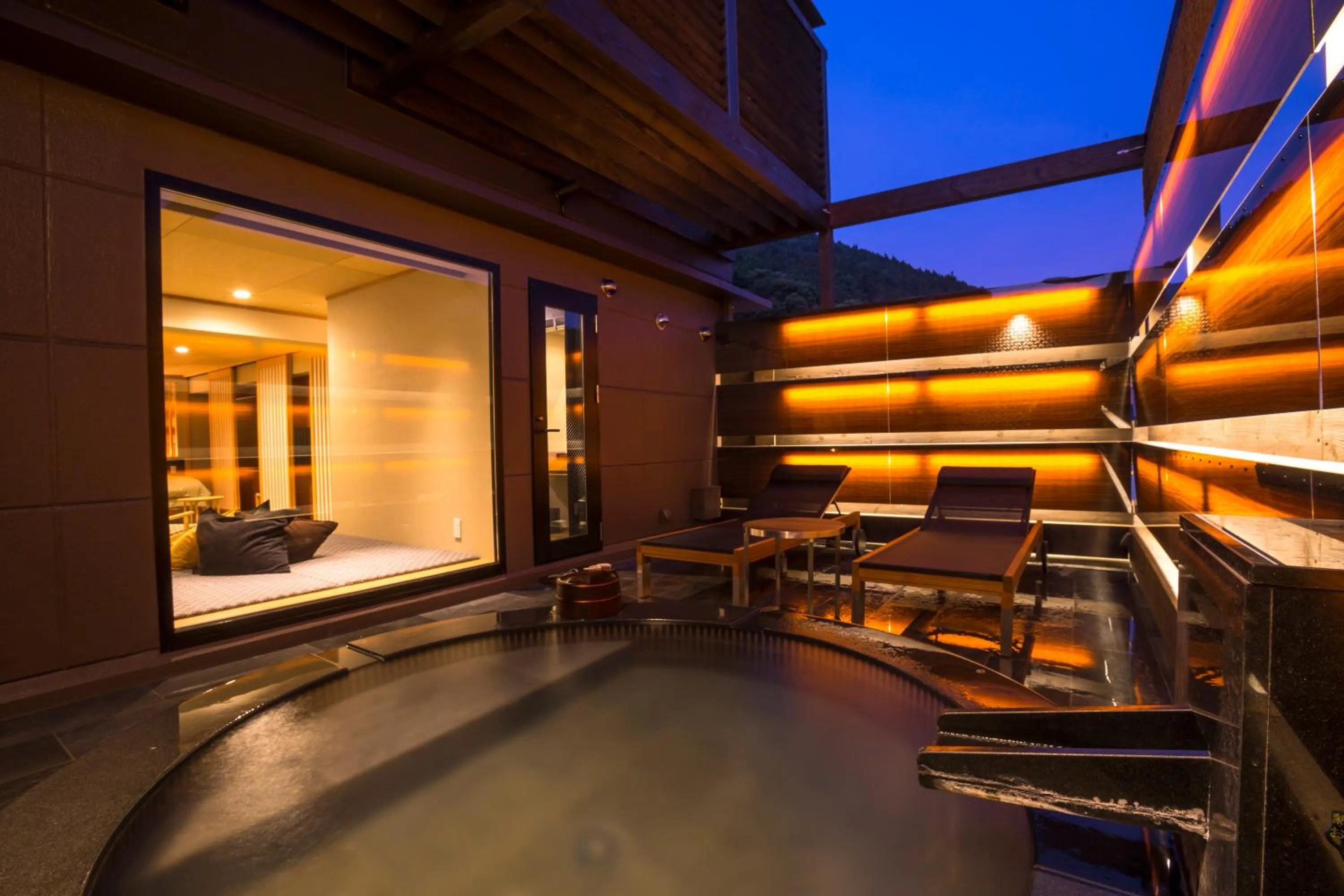 Open Air Bath in Sakaeya