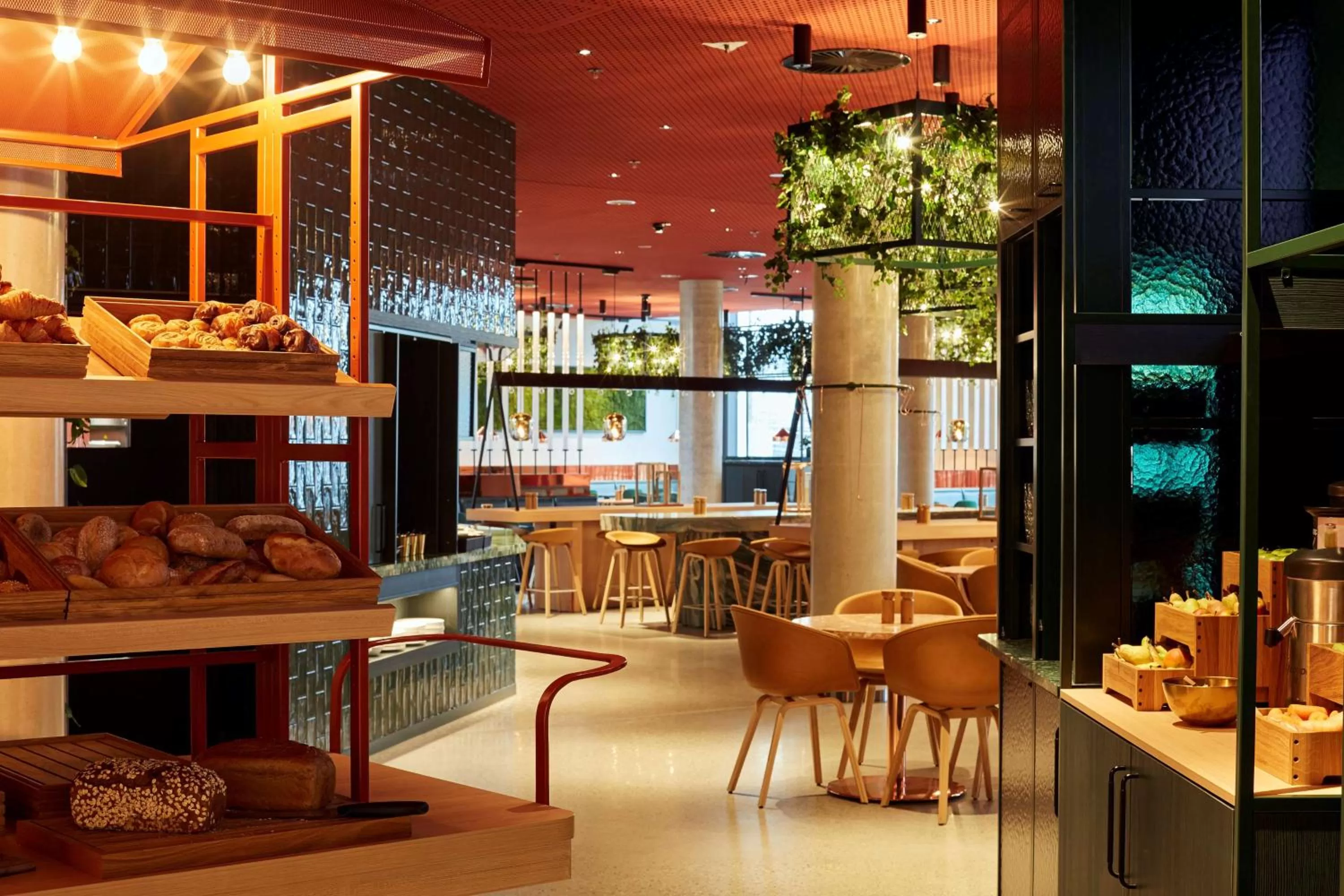 Restaurant/places to eat in Scandic Frankfurt Hafenpark