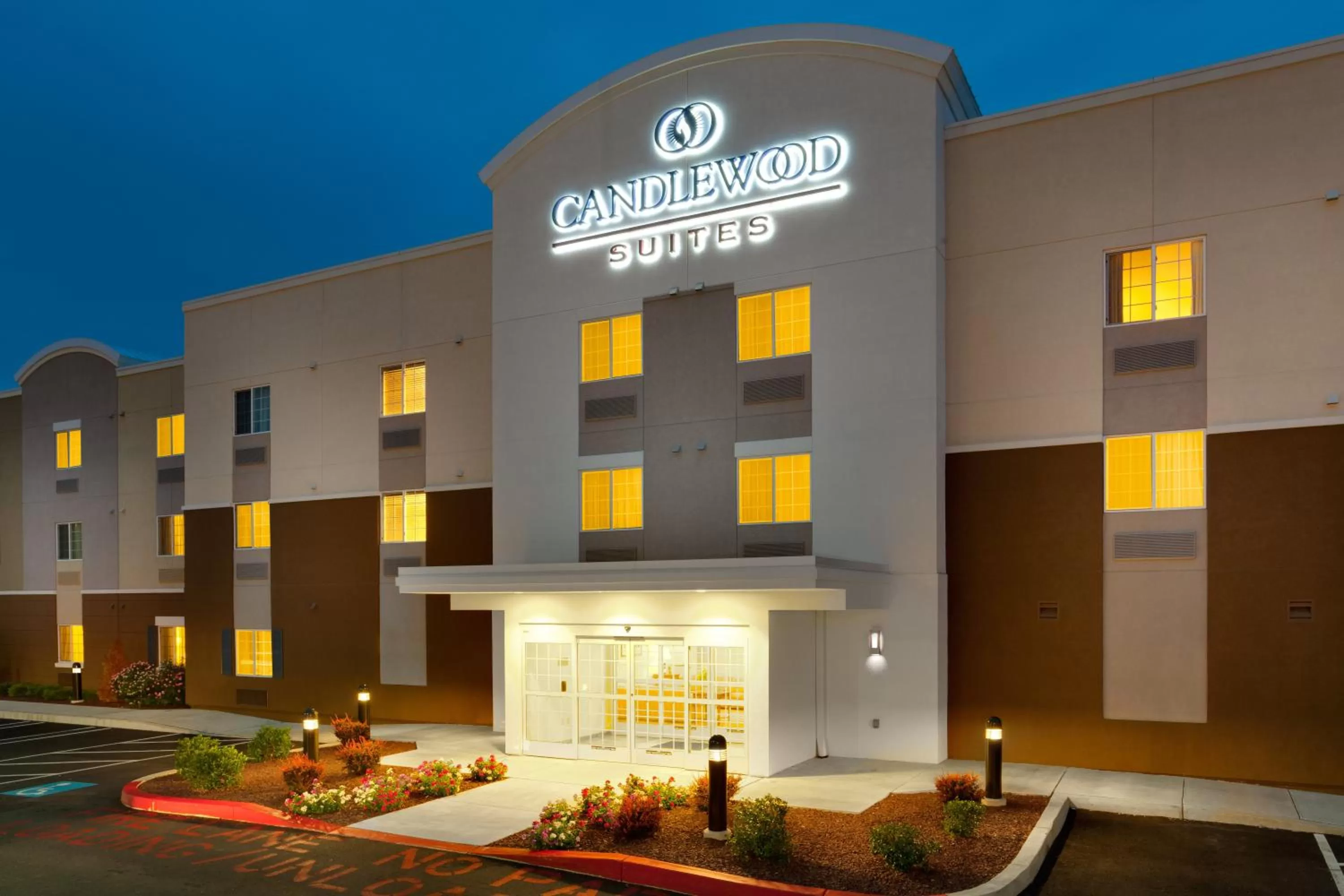 Property building in Candlewood Suites Harrisburg I-81 Hershey Area by IHG