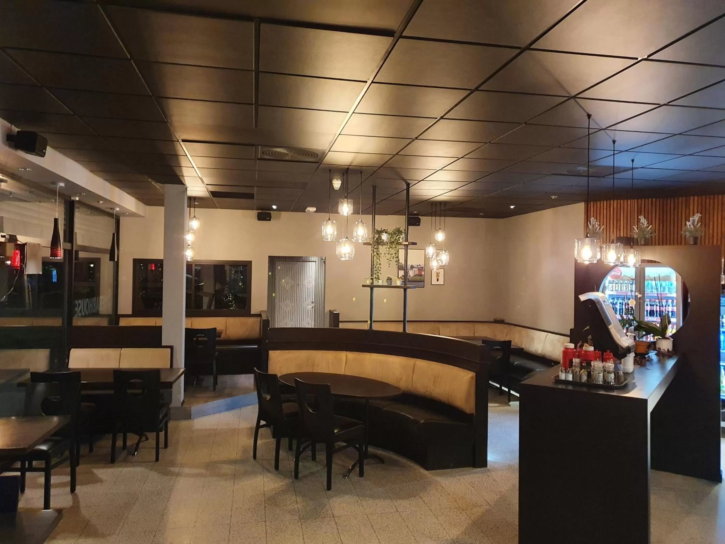 Restaurant/places to eat in Motell Svinesundparken