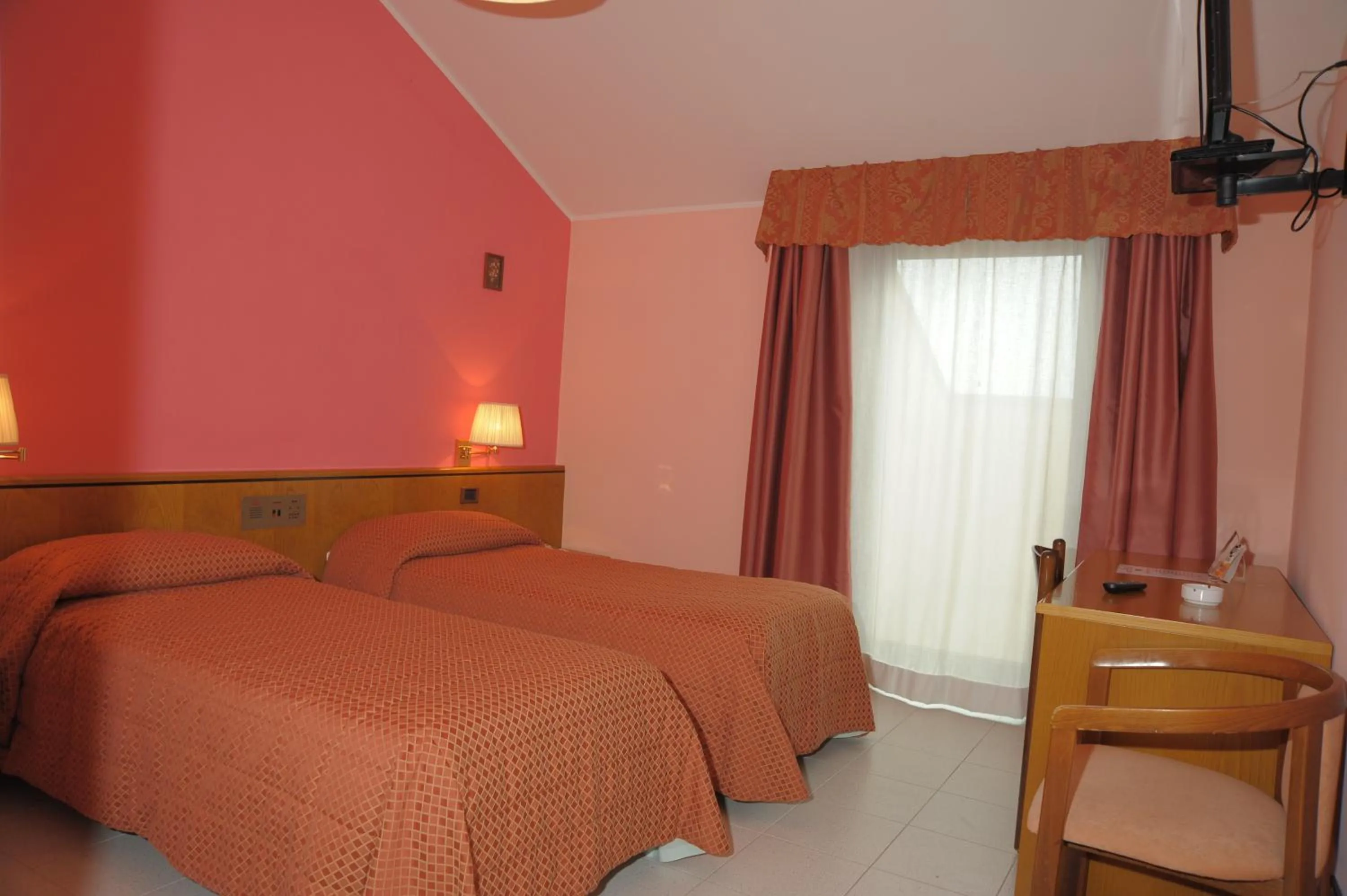 Bedroom, Bed in Le Gronde