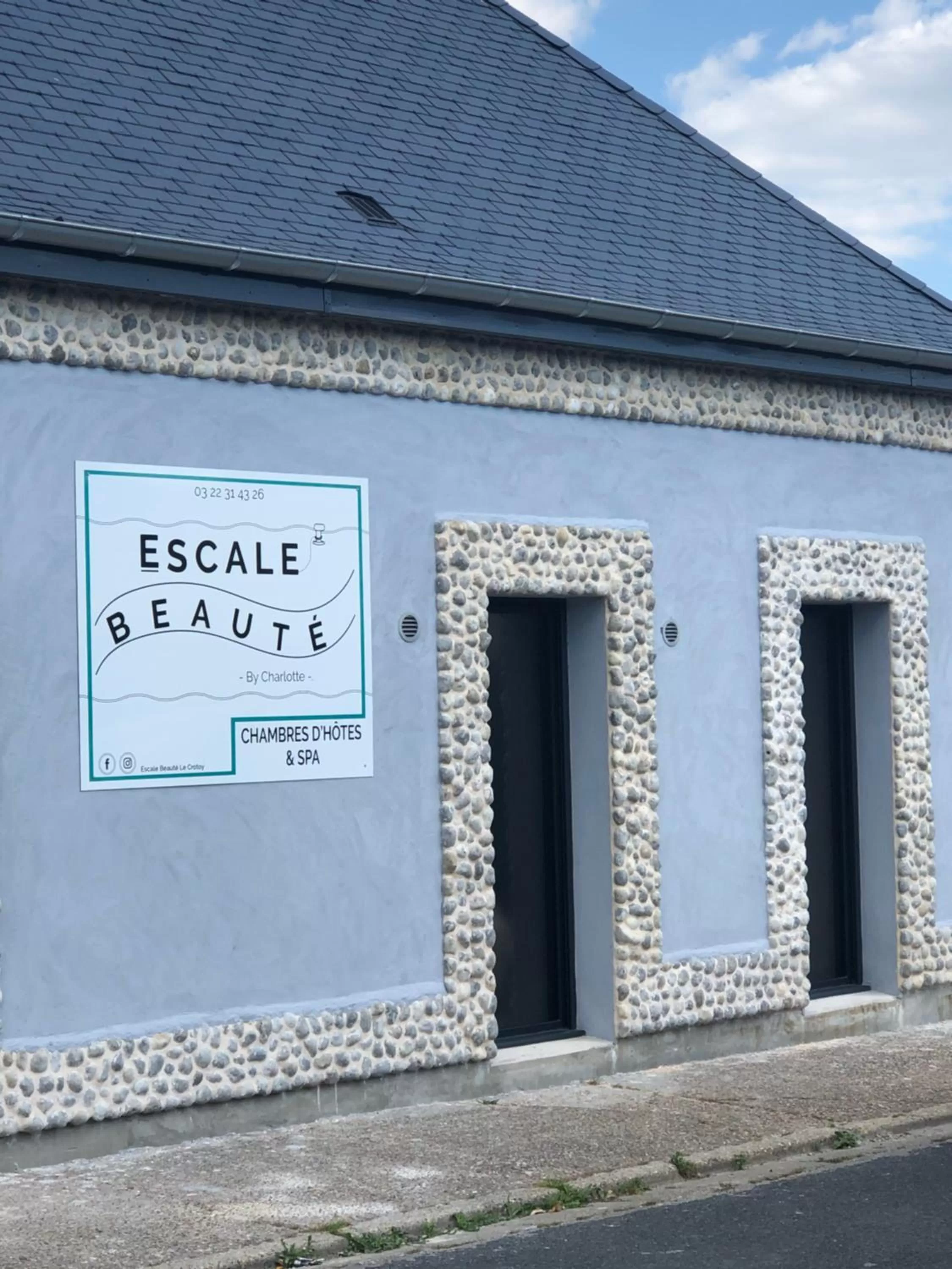 Facade/entrance in Escale beauté le Crotoy