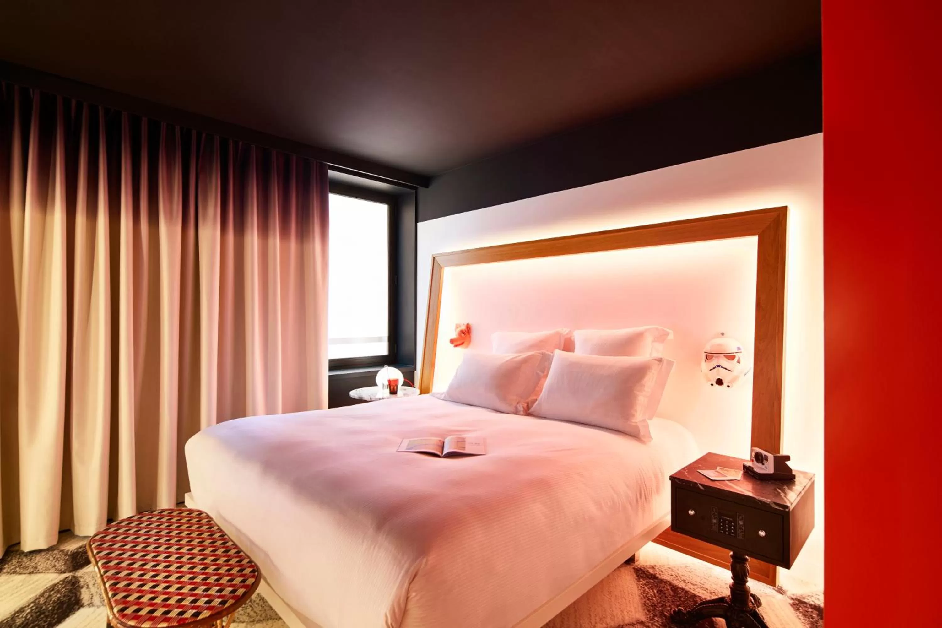 Photo of the whole room, Bed in Mama Shelter Toulouse