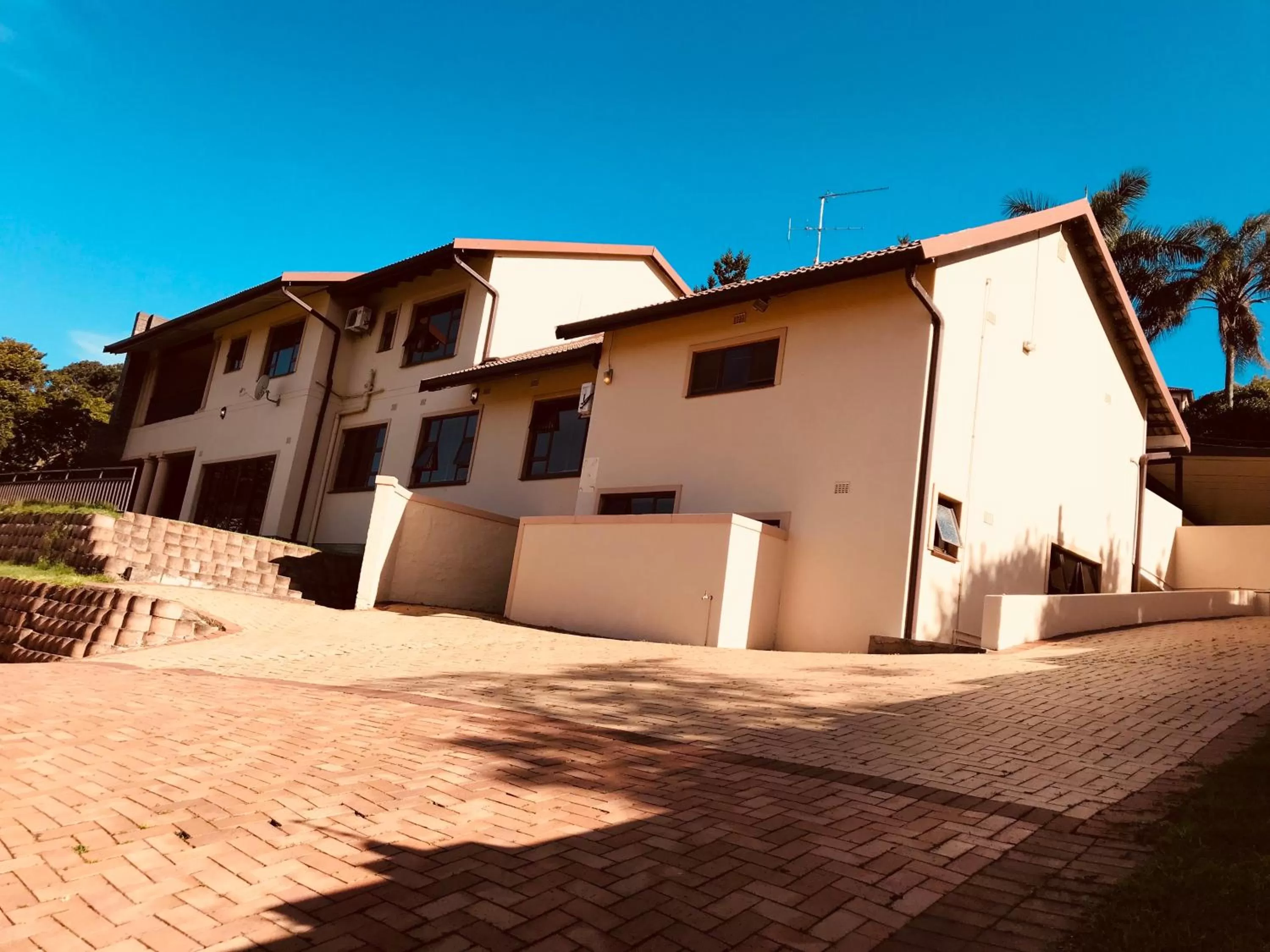 Property building in Jay and Bee Guesthouse