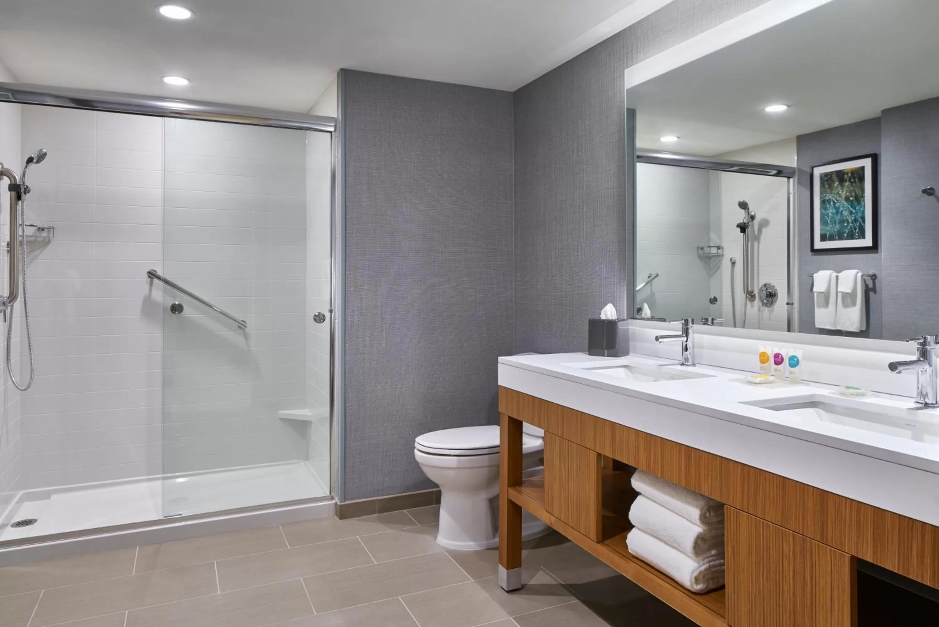 Bathroom in Hyatt Place Wilmington Riverfront