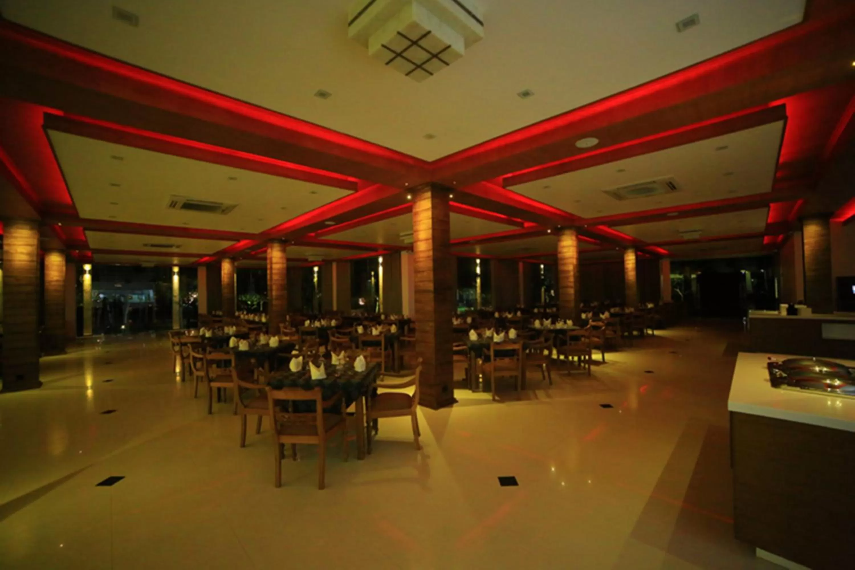 Restaurant/places to eat in Ruins Chaaya Hotel