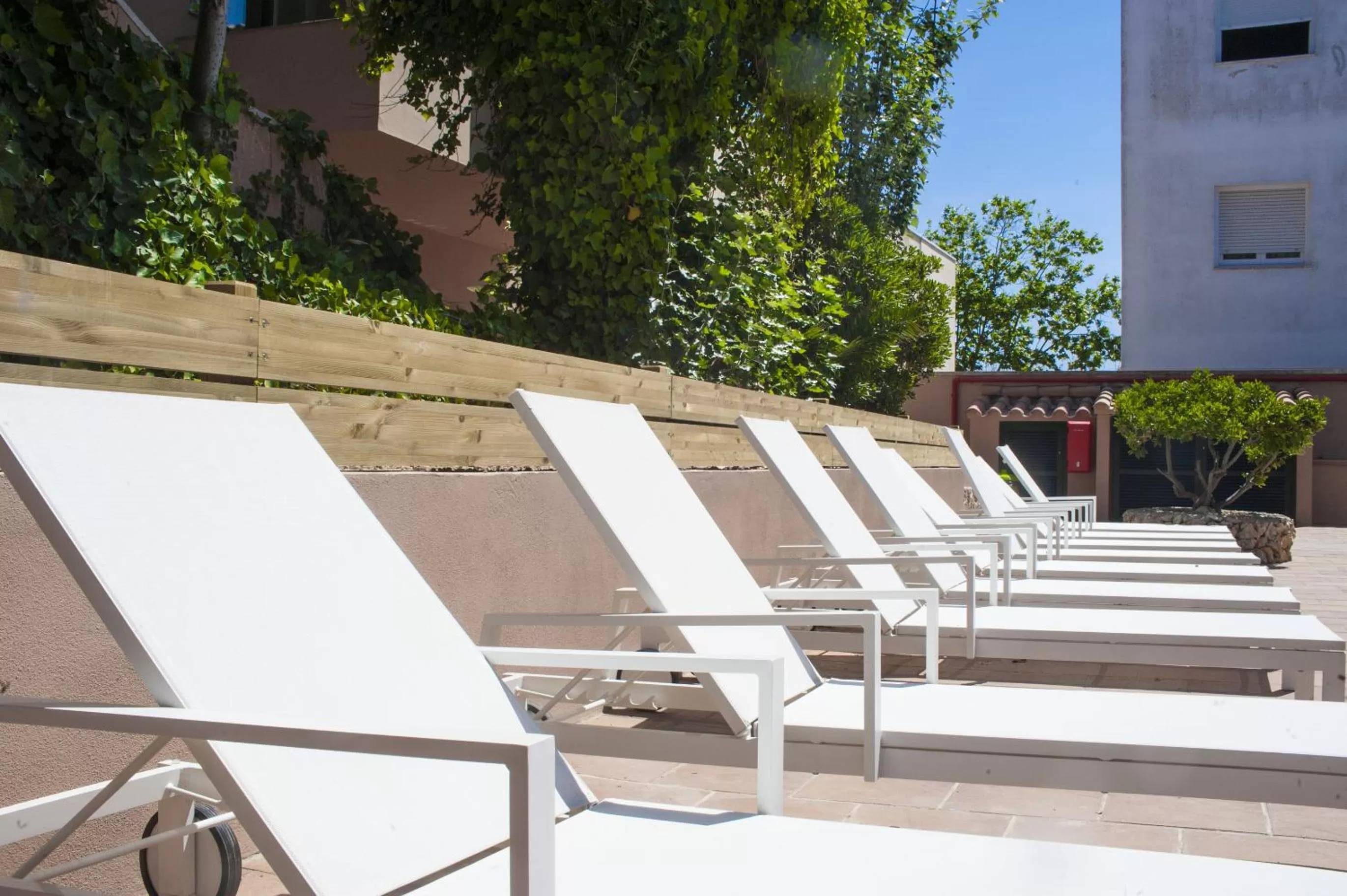 Day in Apartamentos Royal Life