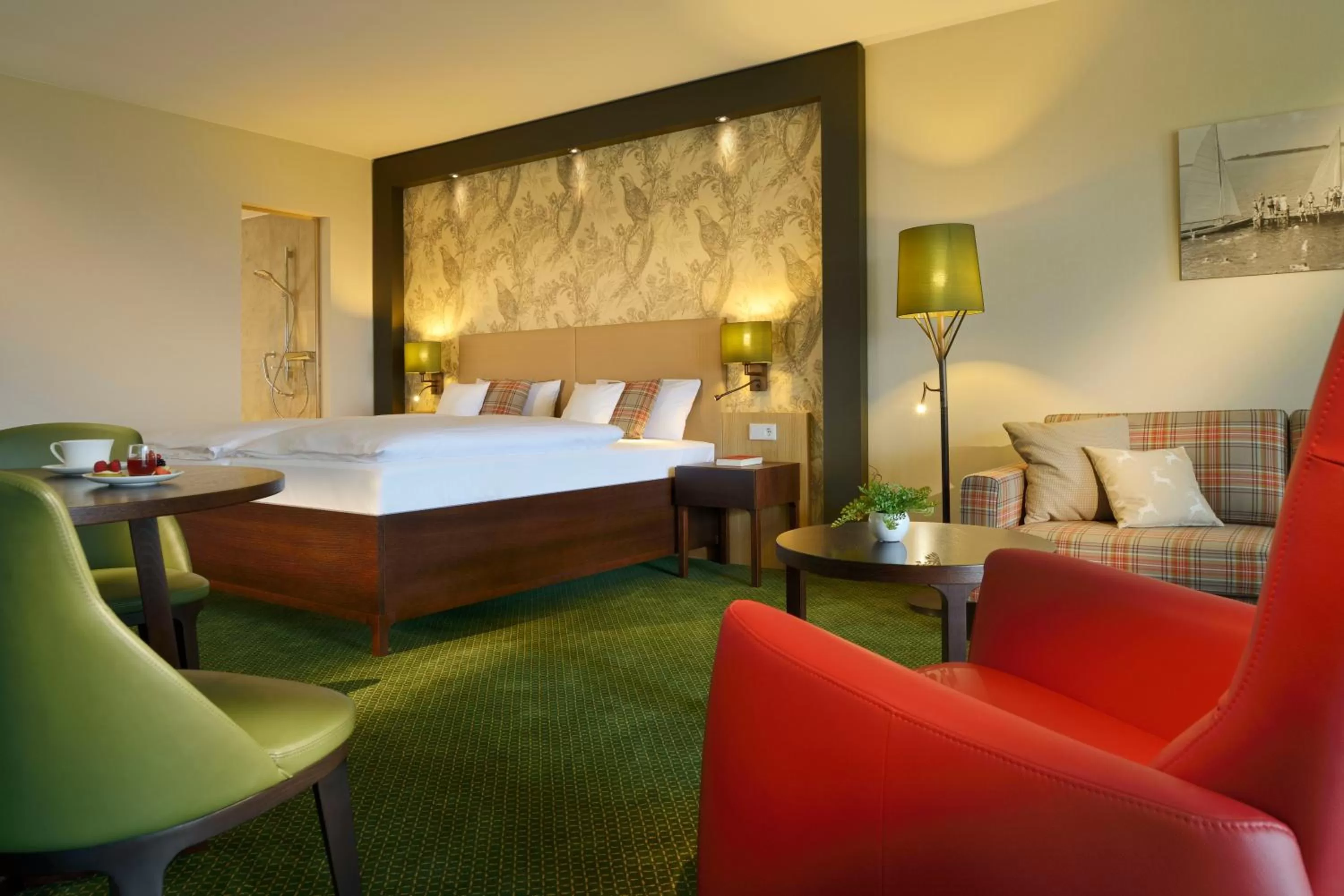 Photo of the whole room, Bed in Romantik Hotel Jagdhaus Eiden am See