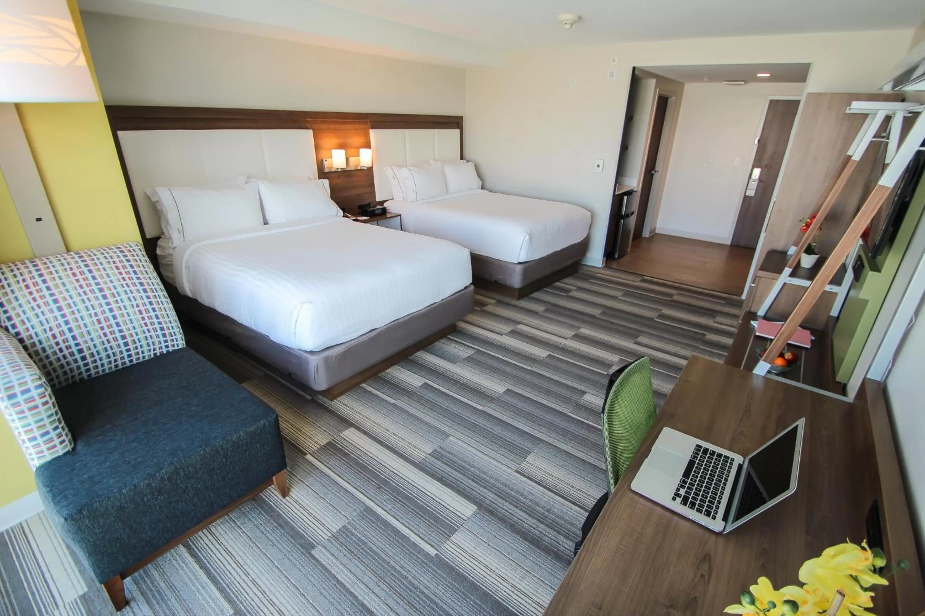 Photo of the whole room, Bed in Holiday Inn Express & Suites Miami Airport East by IHG