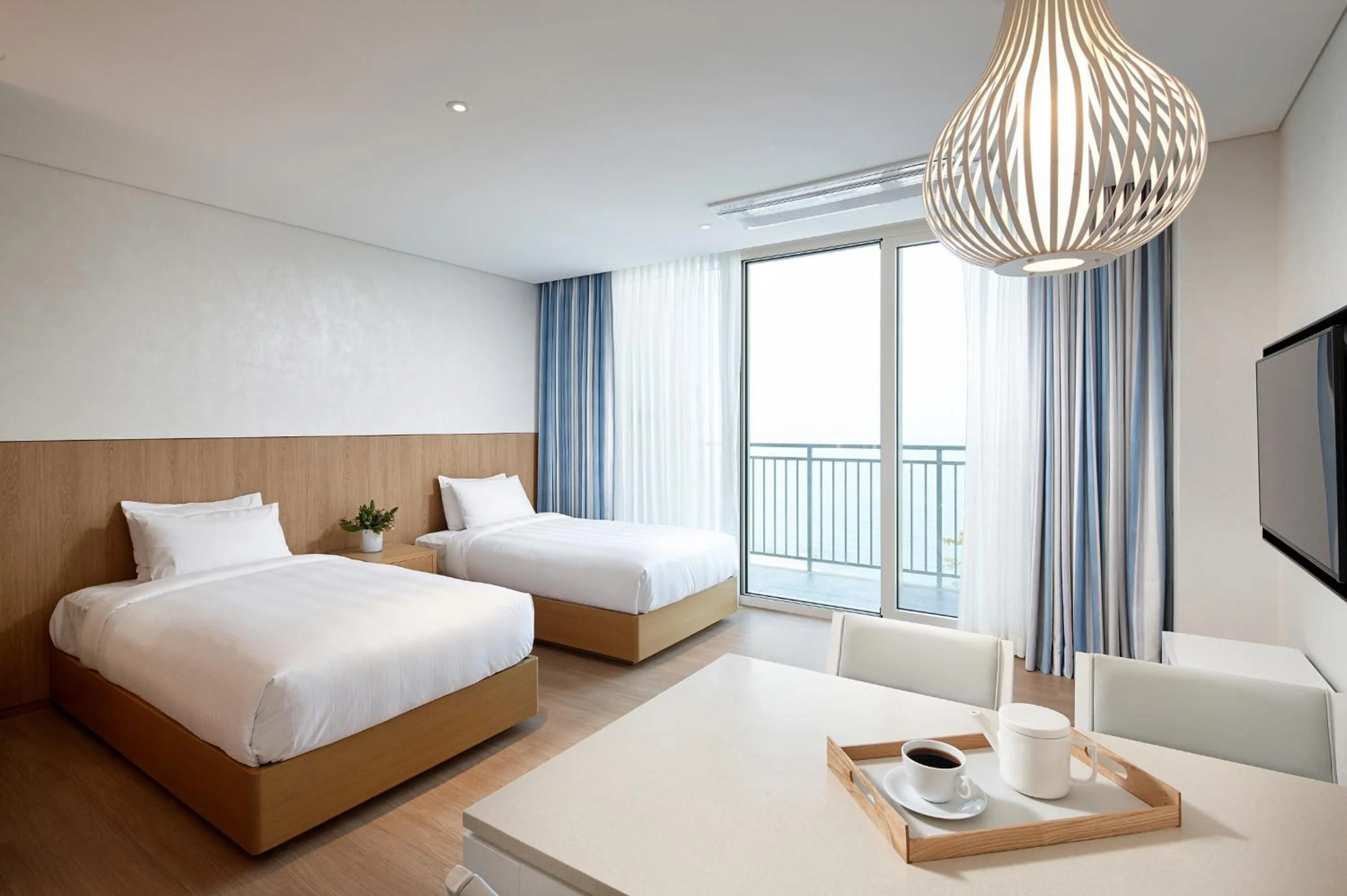 Bed in Lotte Resort Sokcho