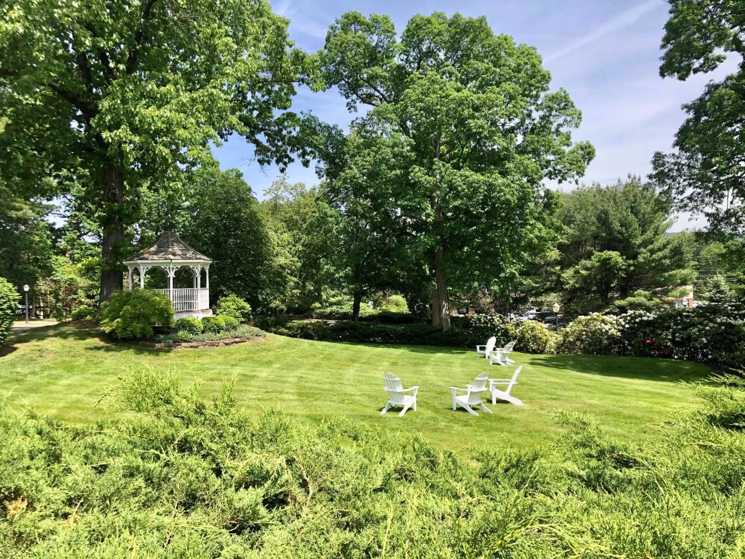 Garden in The Simsbury Inn