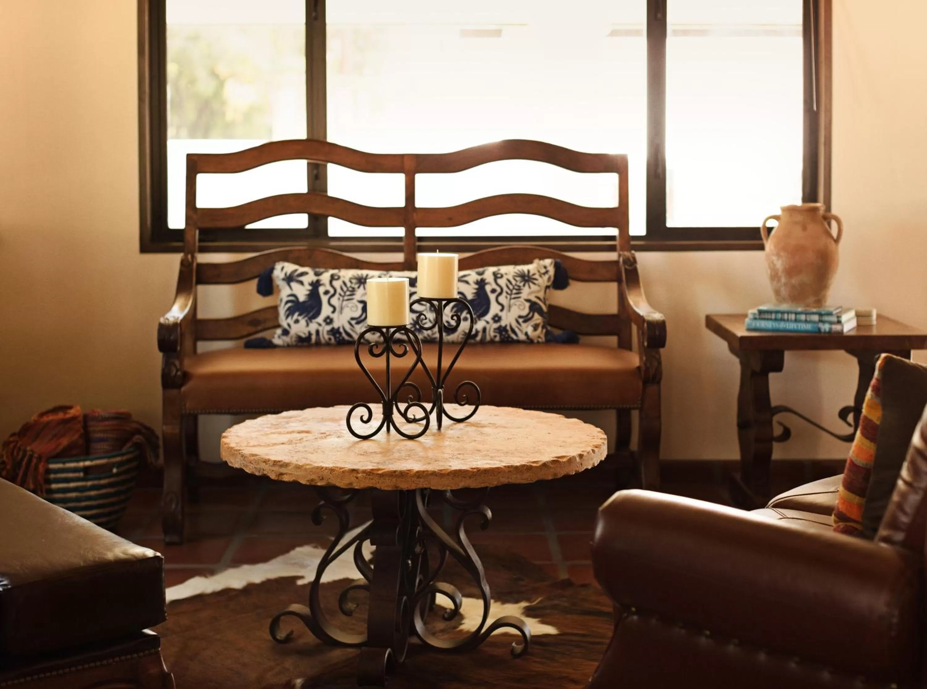 Living room in La Lomita Ranch