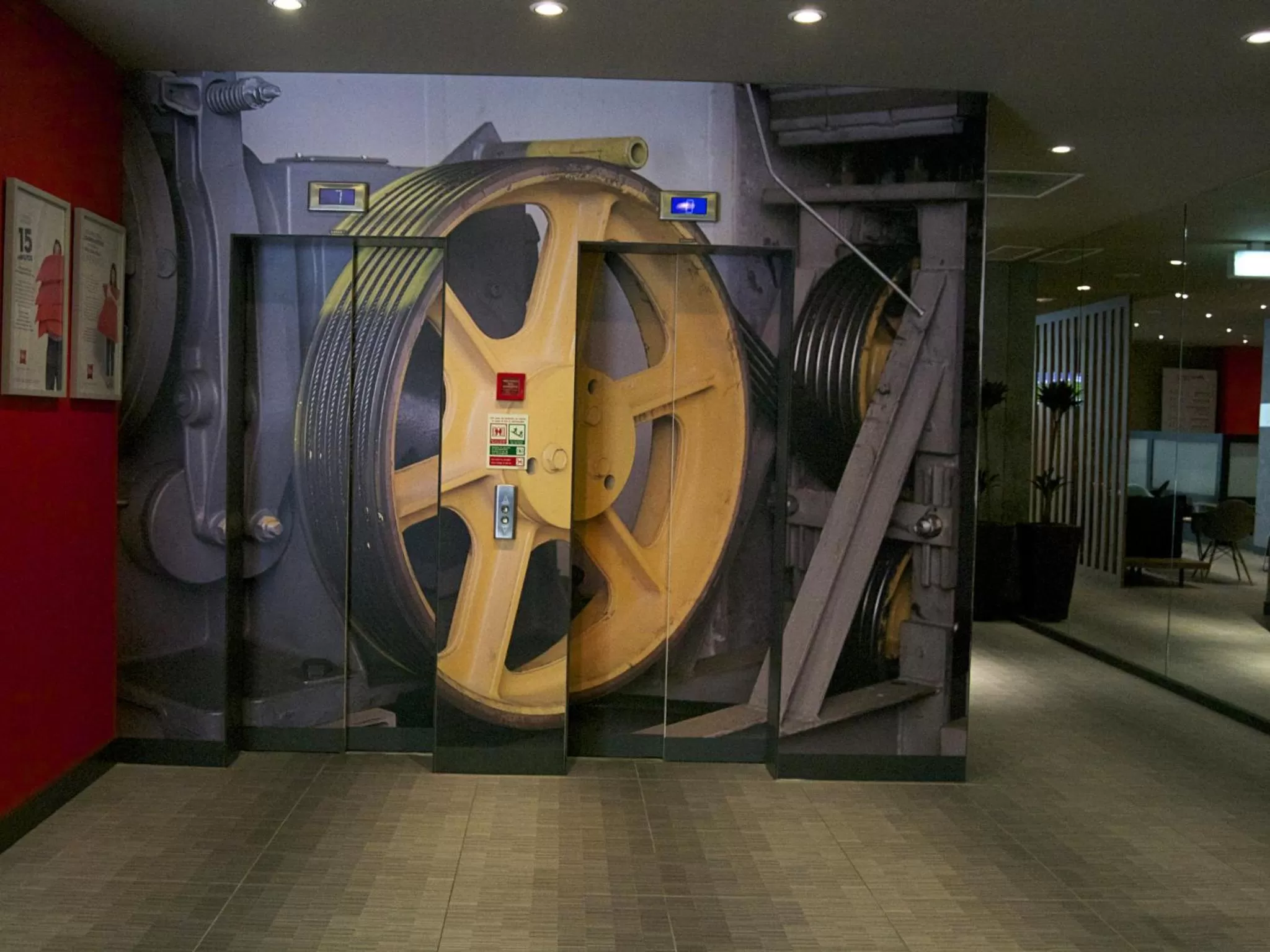 Decorative detail in Hotel ibis Lisboa Saldanha