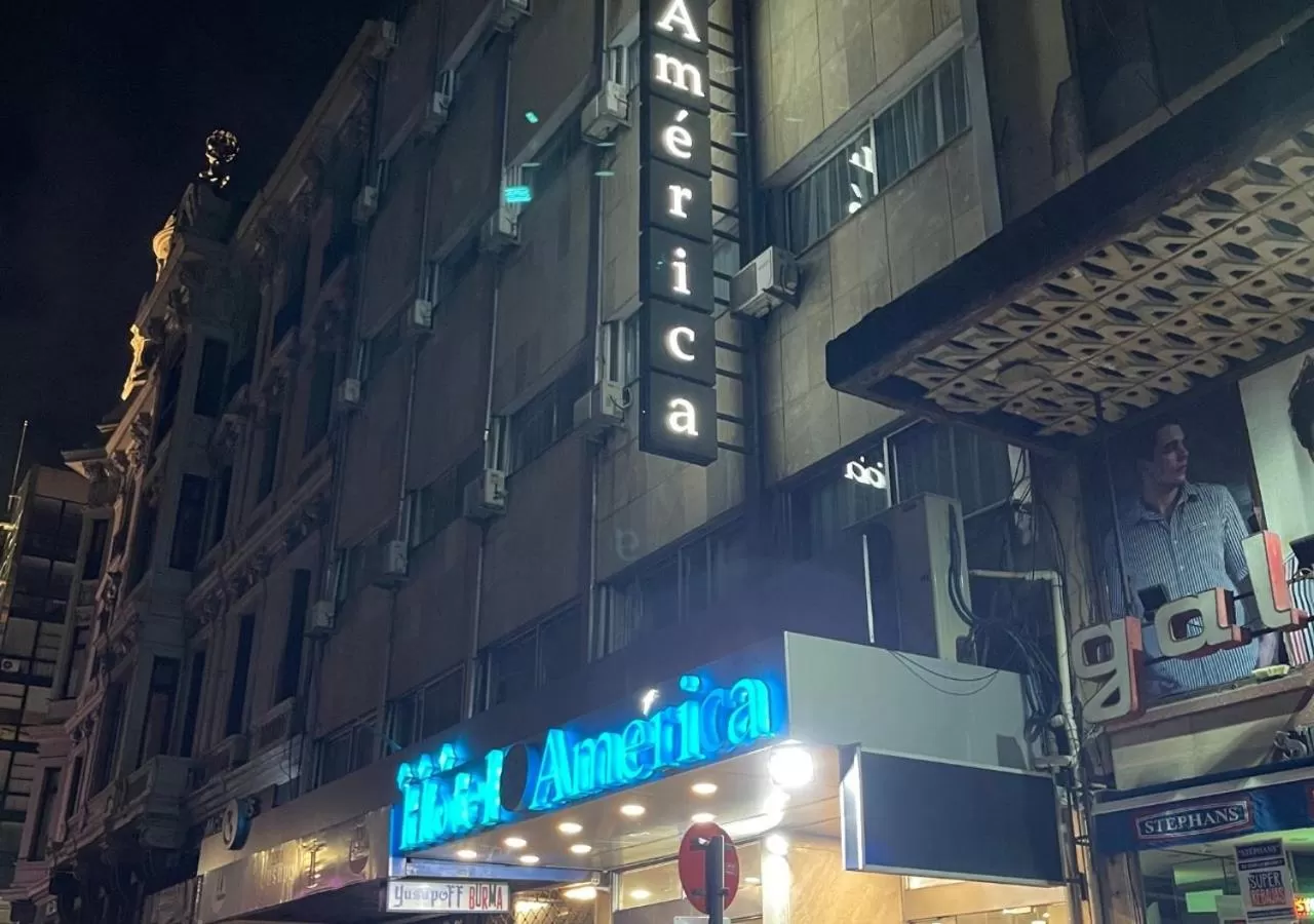 Property building in Hotel America