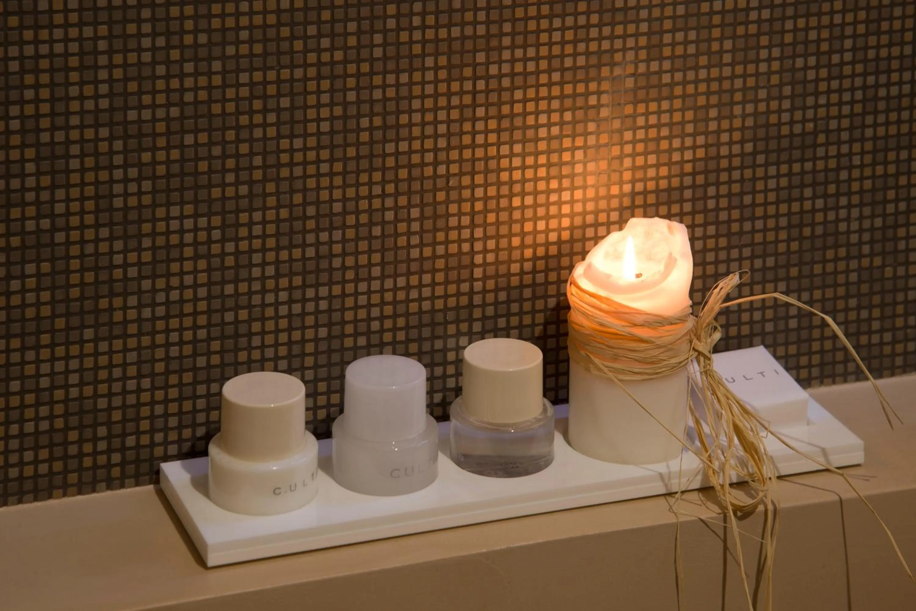 Decorative detail in Corte Borromeo