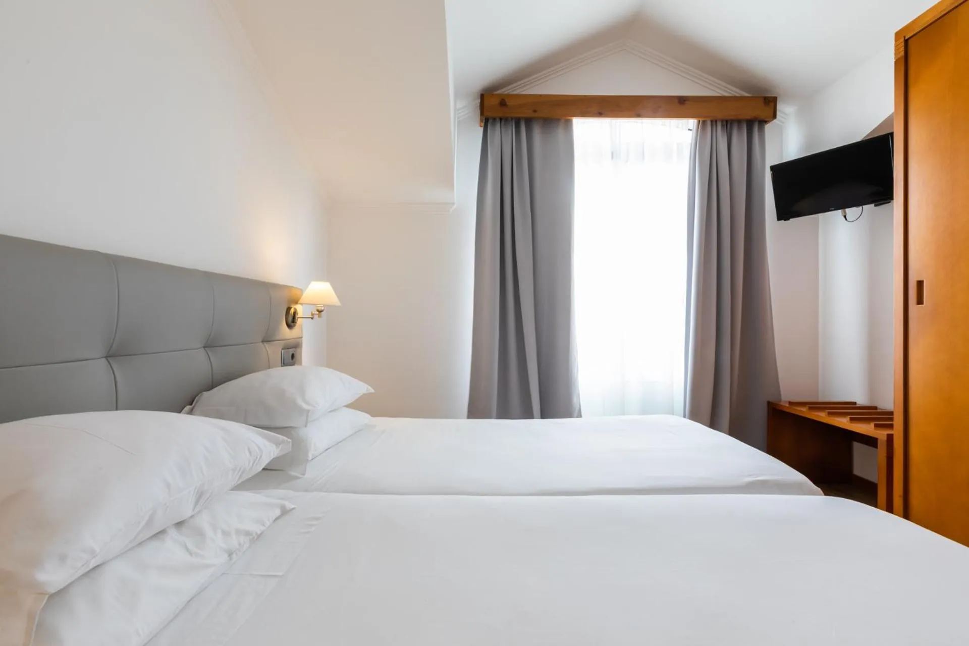 Bedroom in Hotel Arcanjo