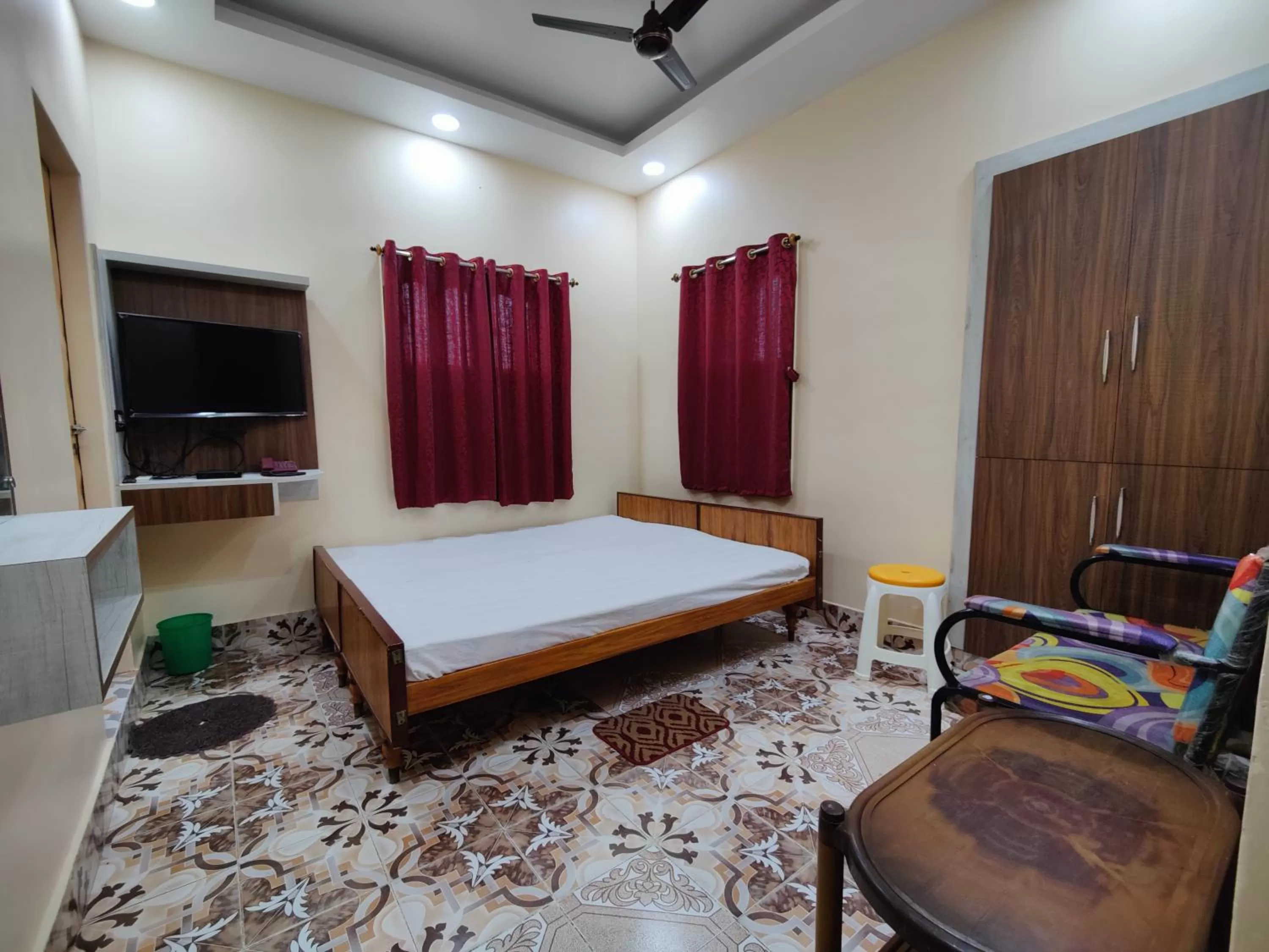 Bedroom, Bed in Monalisa Lodge