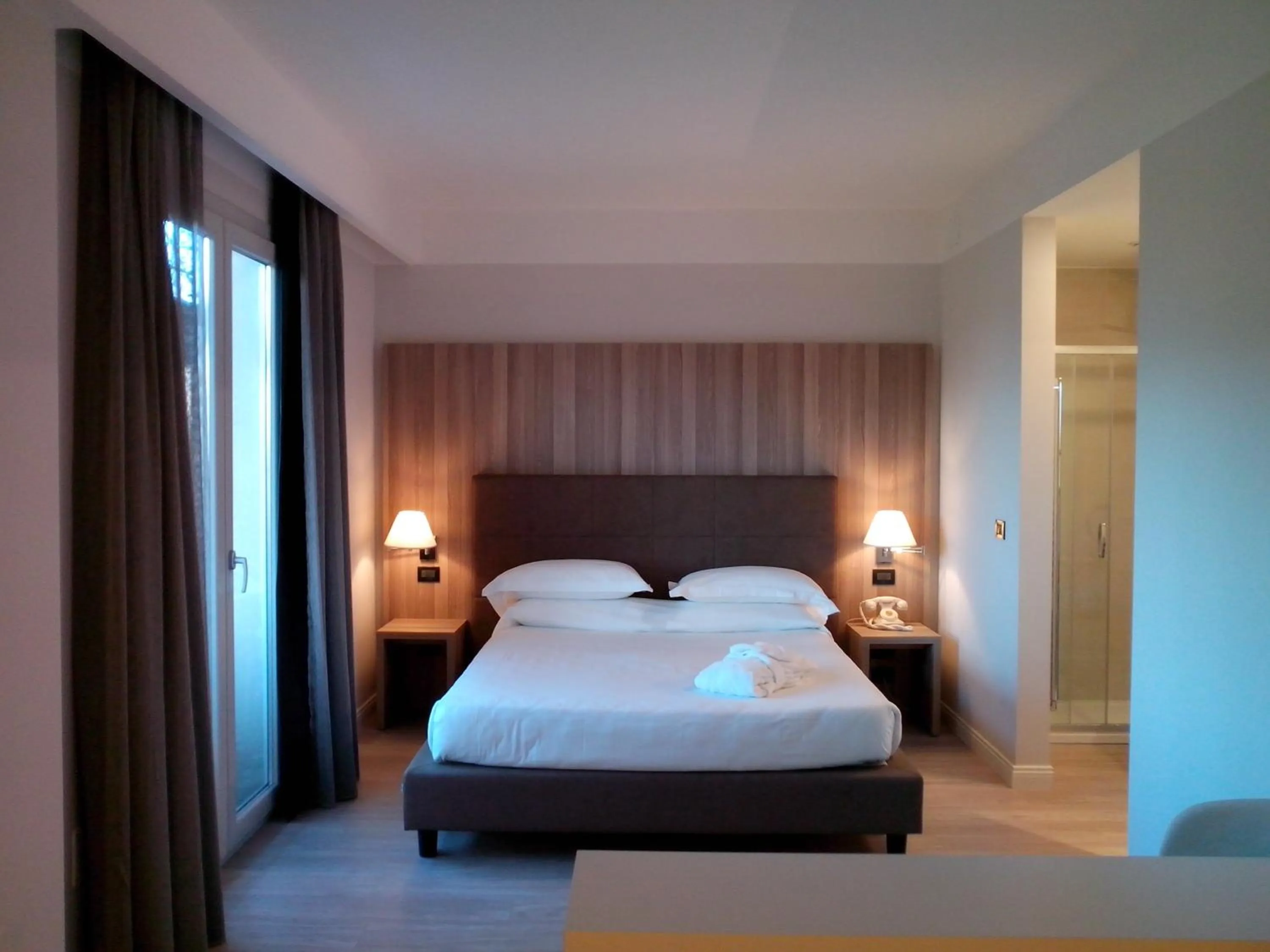 Photo of the whole room, Bed in Hotel Garden Experience