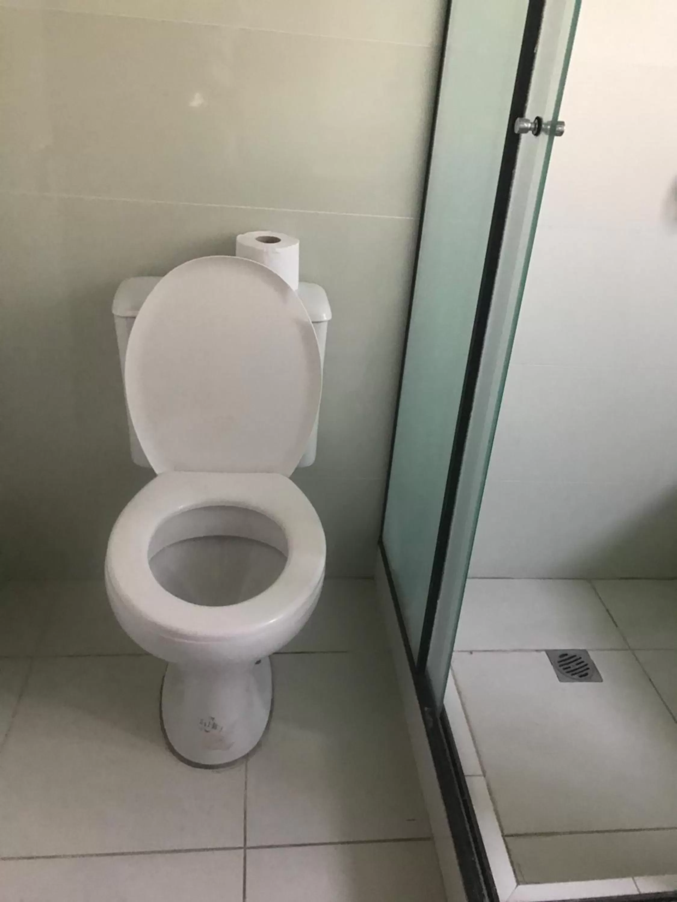 Bathroom in Hotel Viru Viru II