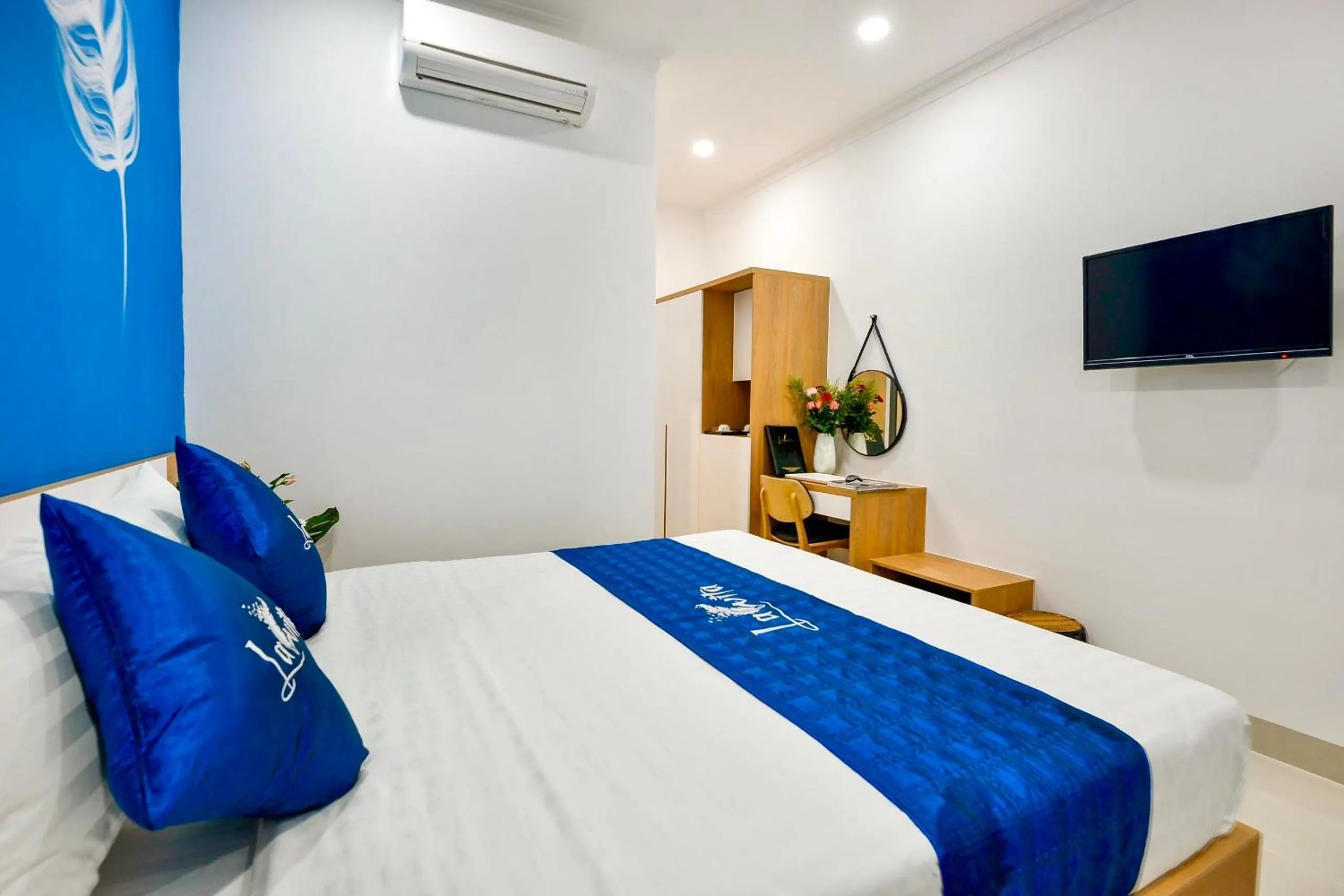 Bed in La Vita Hotel