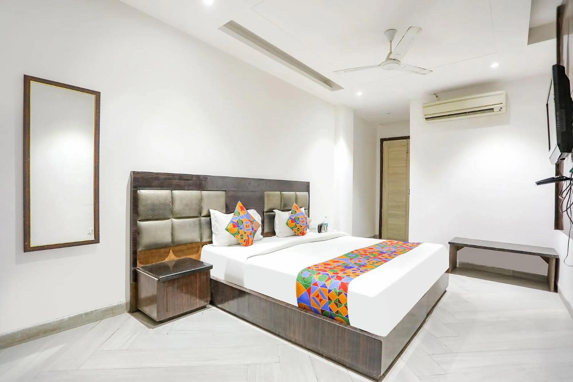 Bed in Via Lotus Palace