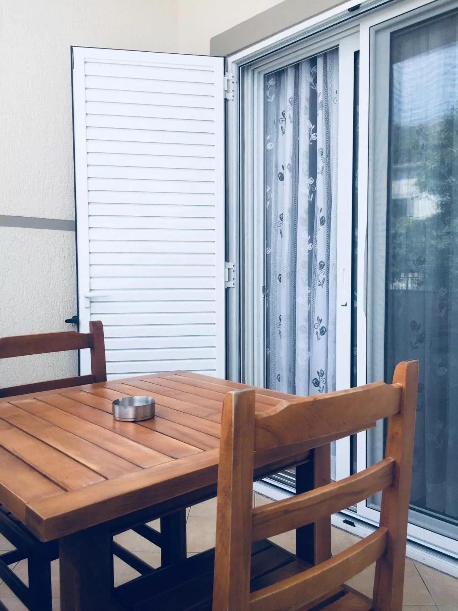 Dining Area in Vila Kosteli
