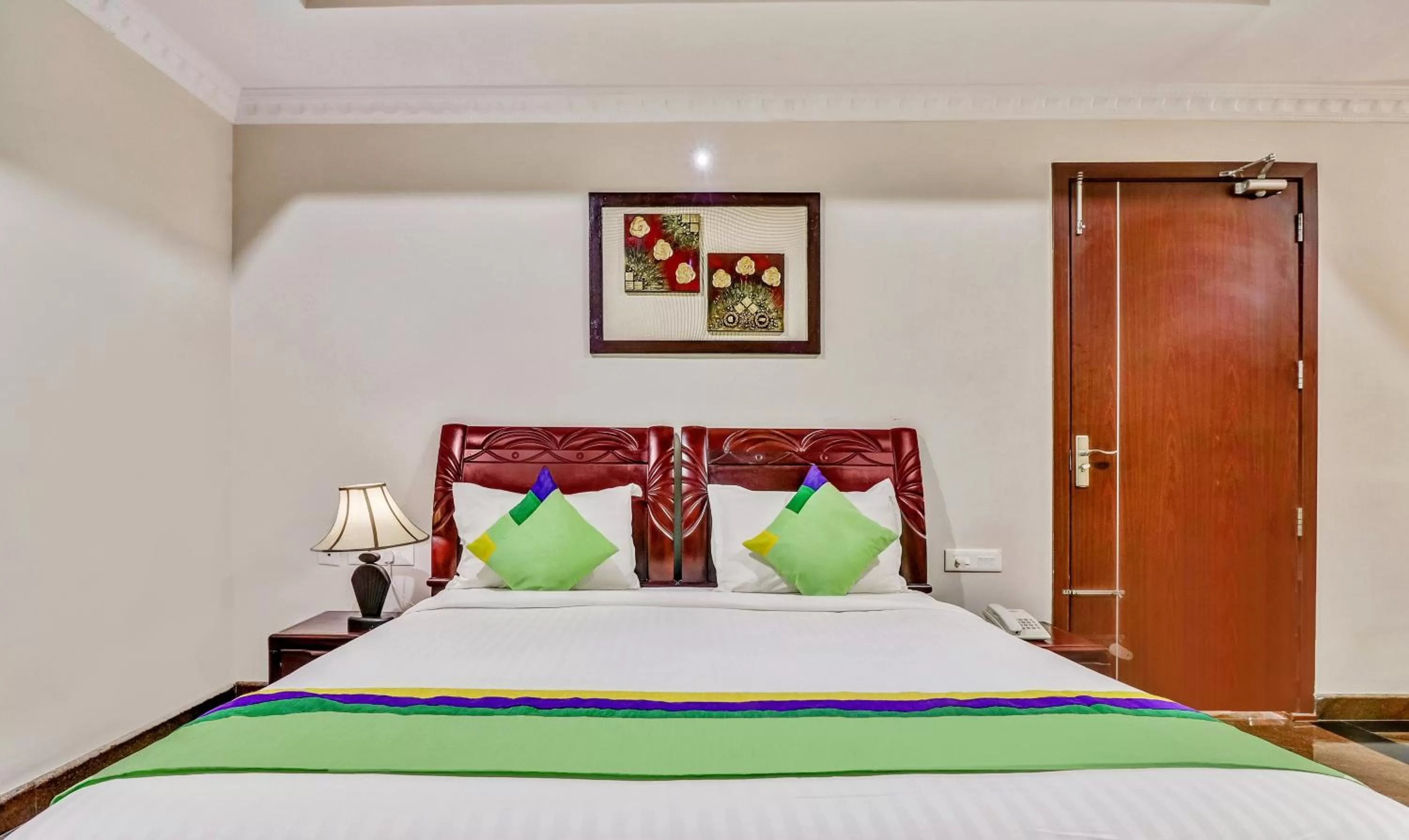 Bedroom, Bed in Treebo Symphony Hotels And Resorts Angamally
