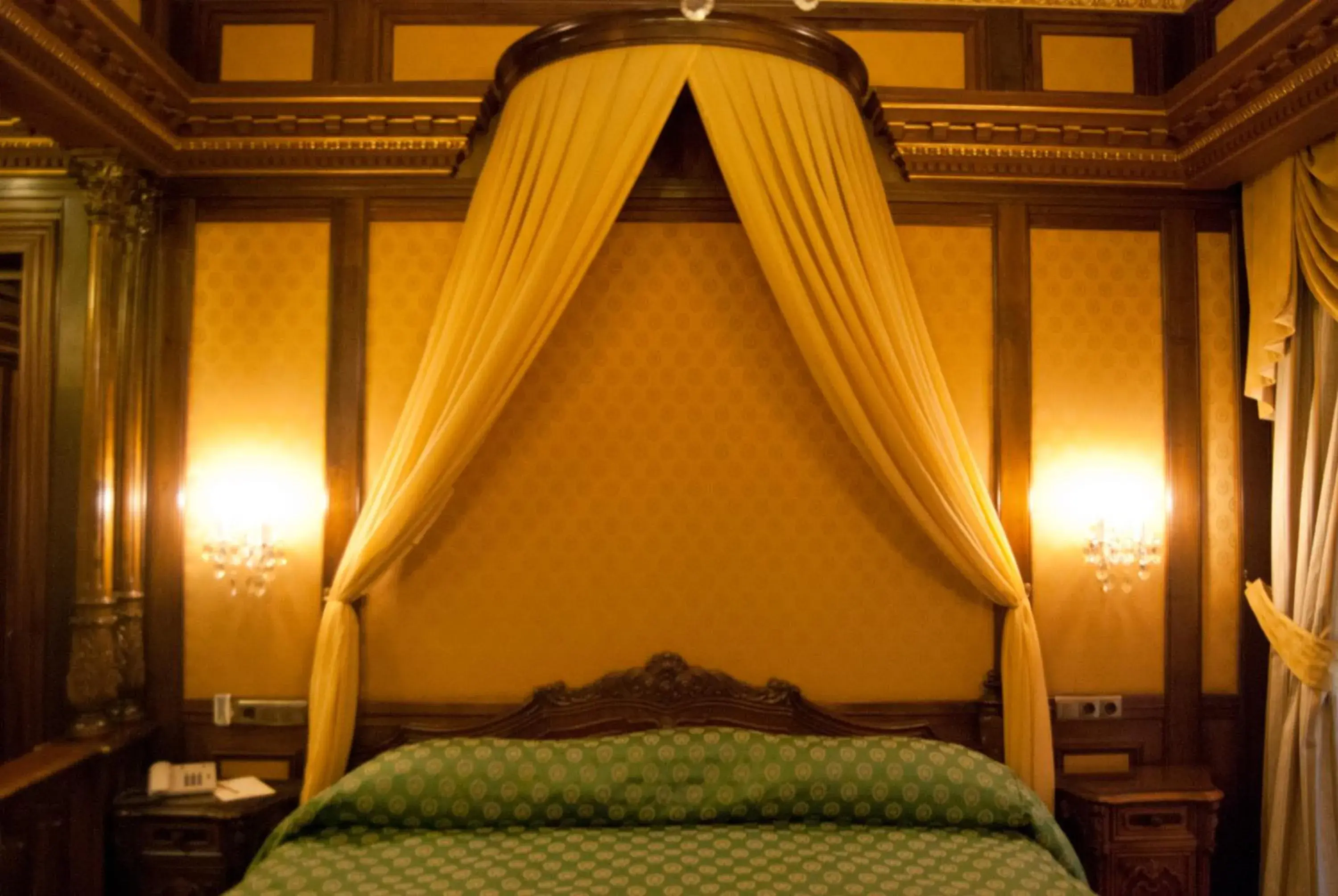 Junior Suite in Hotel Casa Capsa Junior Suite in Hotel Casa Capsa