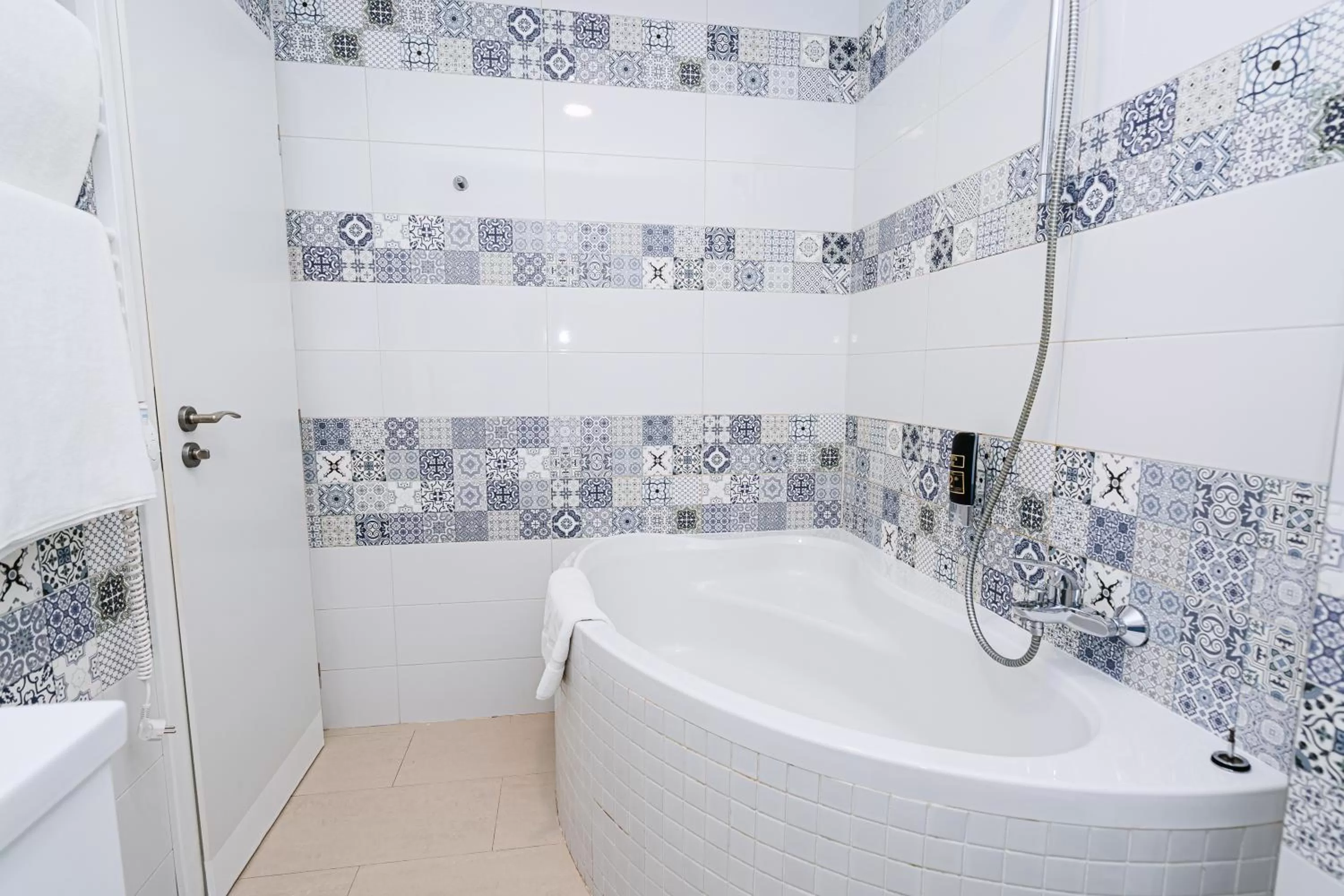 Bath in Union Hotel Prague