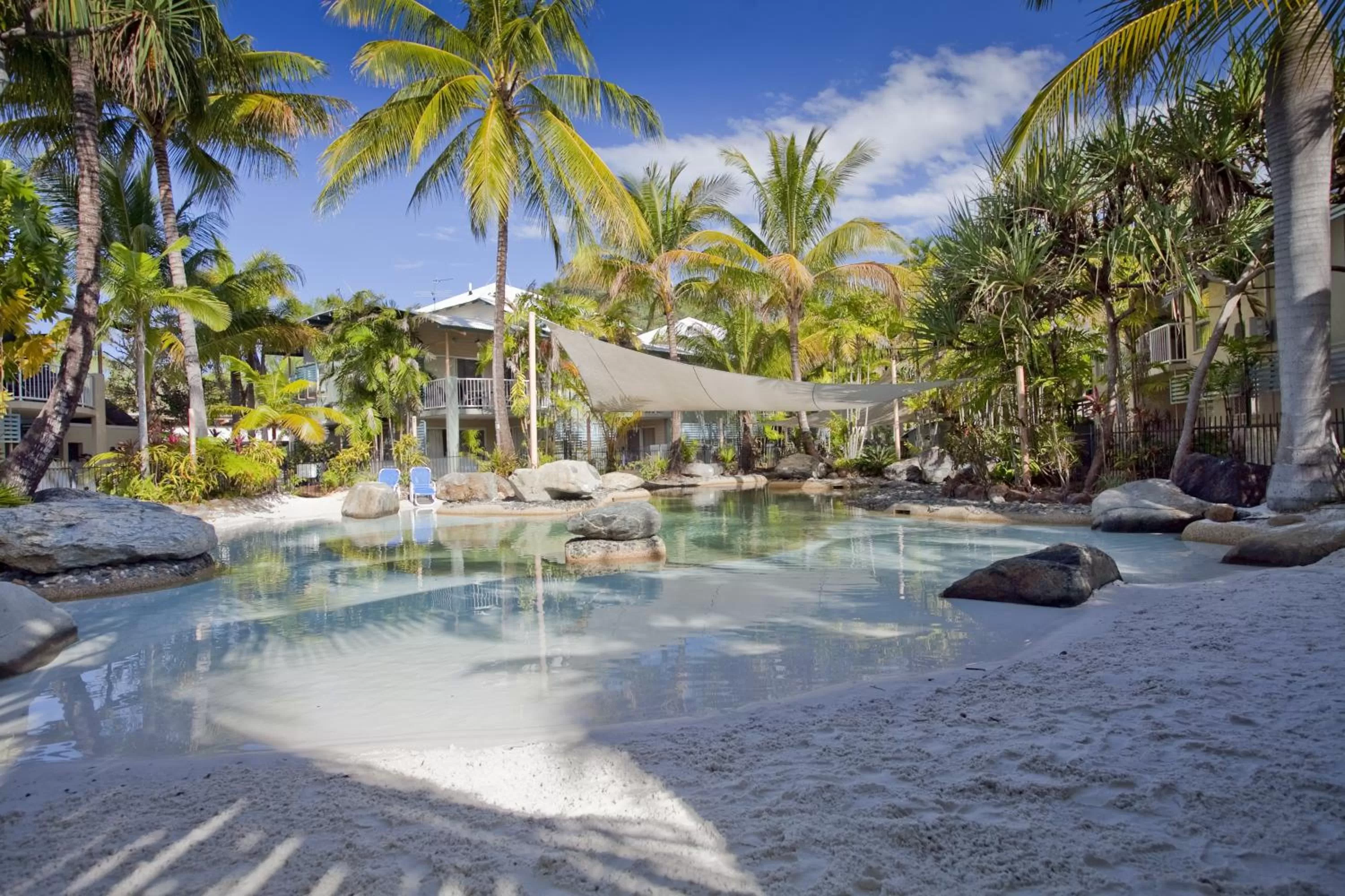 Day in Marlin Cove Holiday Resort