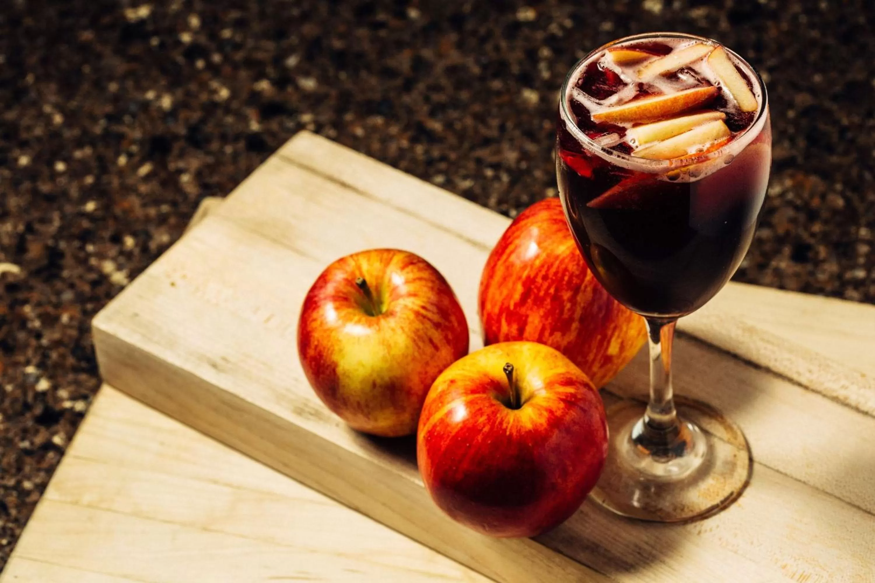 Lounge or bar in Hilton Winnipeg Airport Suites